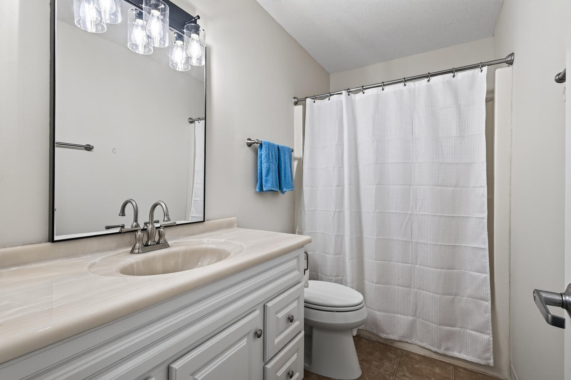 3429 Pilgrim Lane N Property Photo 19
