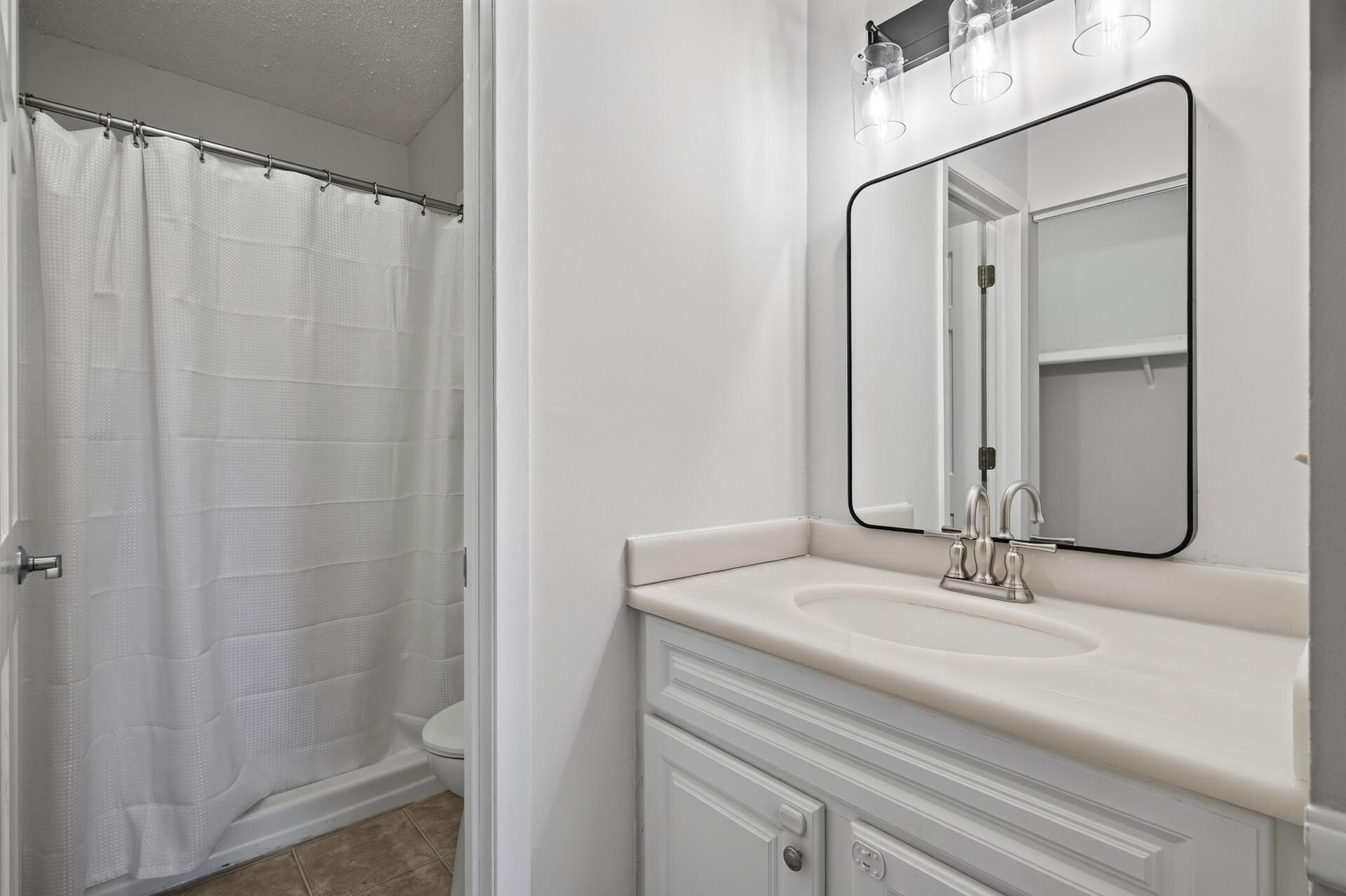 3429 Pilgrim Lane N Property Photo 23