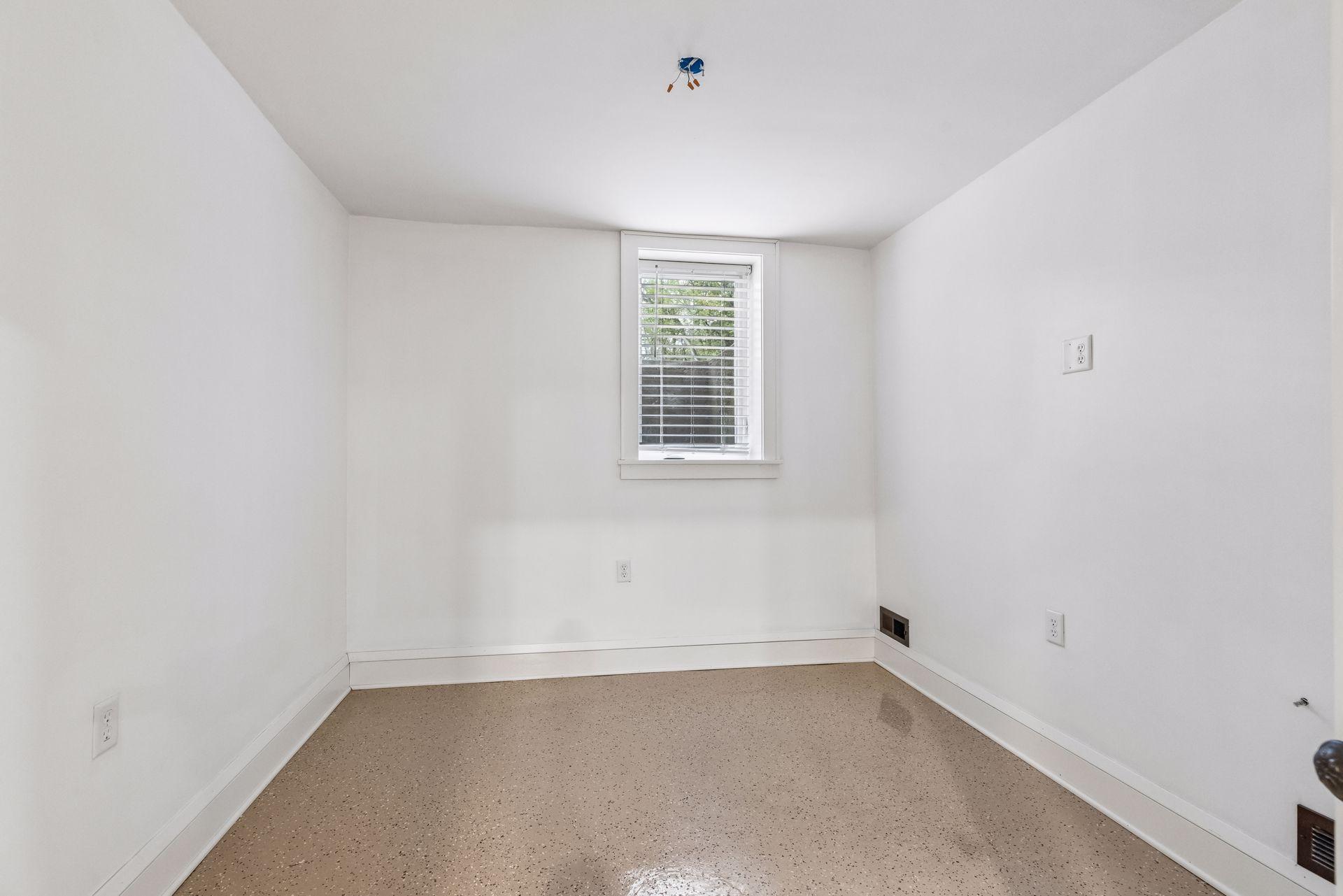 360 144th Avenue Property Photo 41