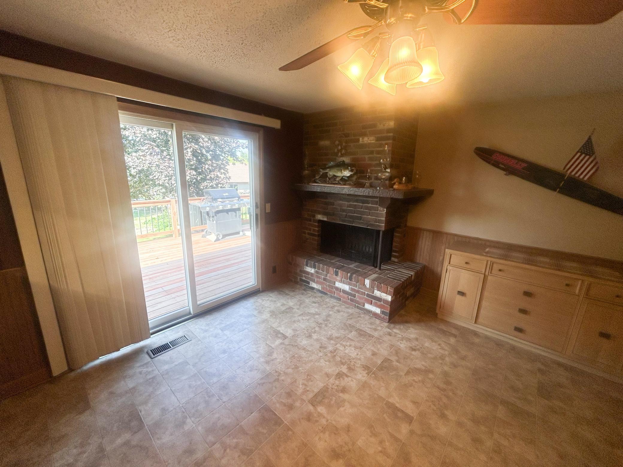 962 Miles Drive Property Photo 12
