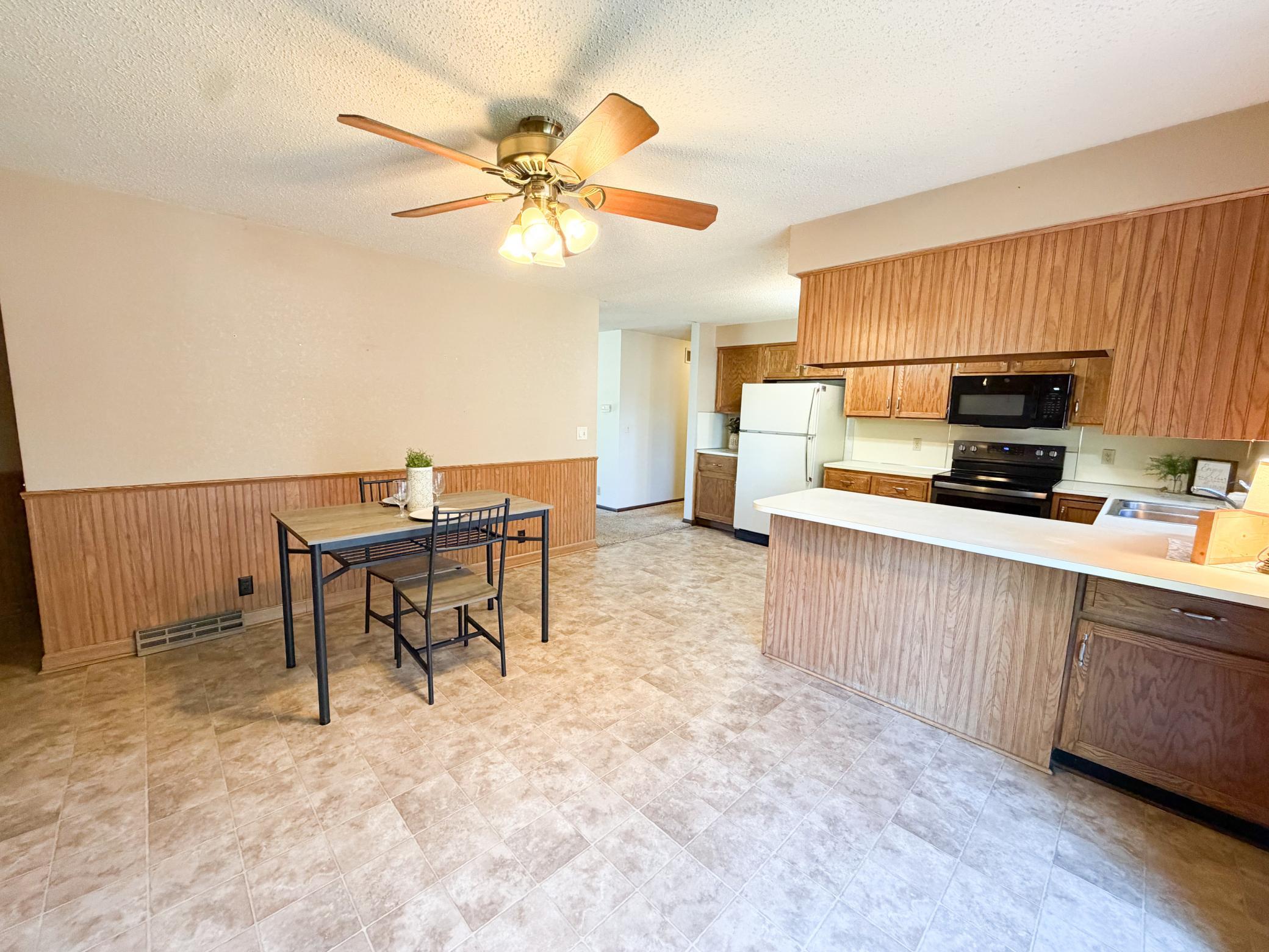 962 Miles Drive Property Photo 12