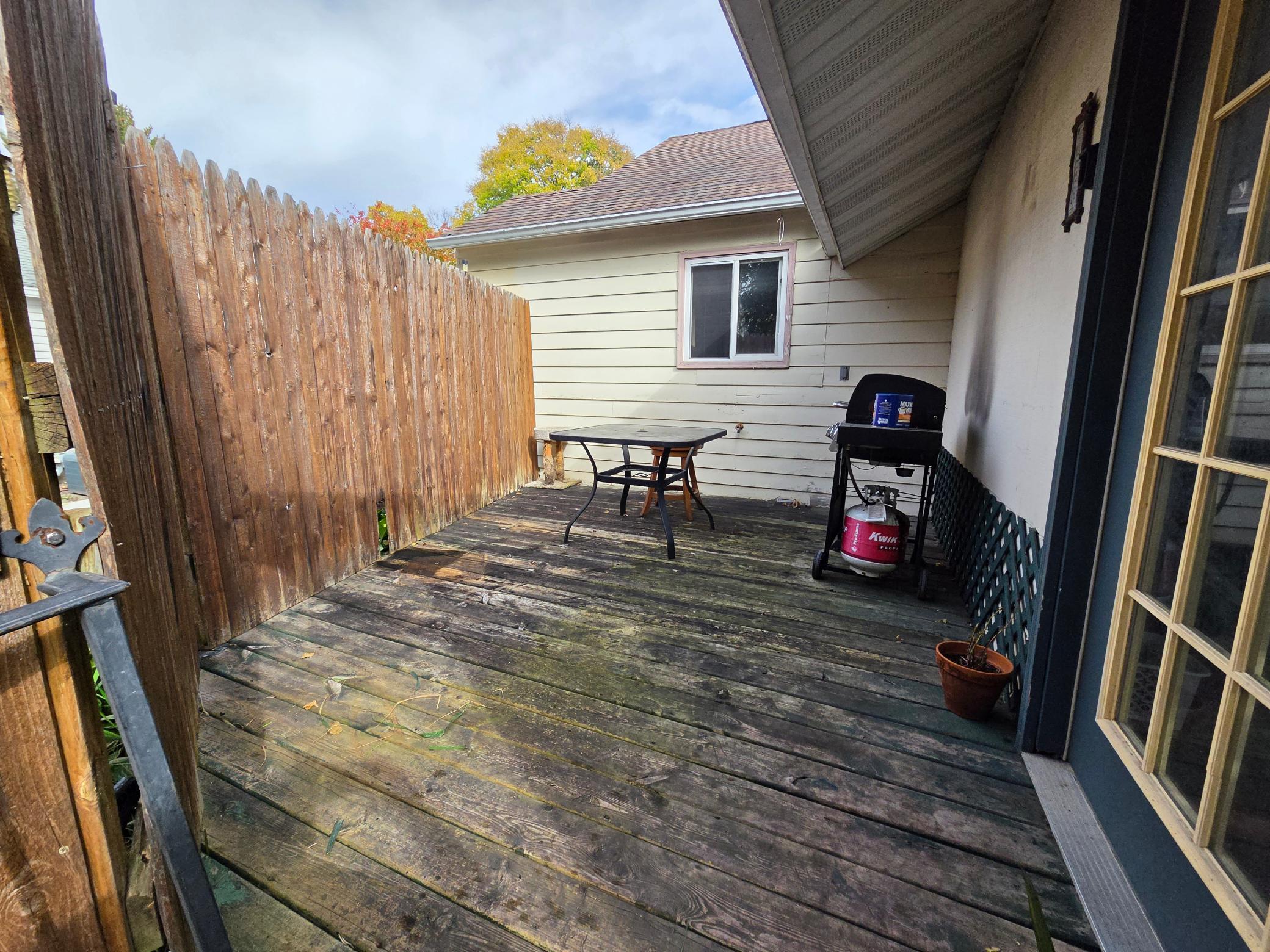 813 Ulstad Avenue Property Photo 12