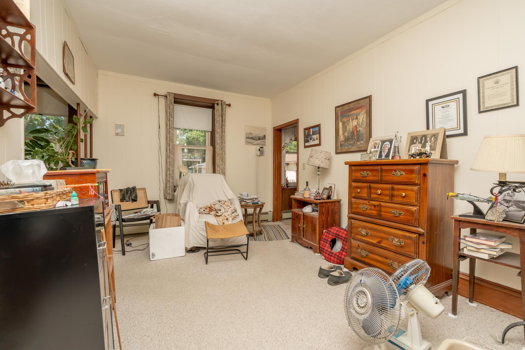 239 3rd Avenue W Property Photo 7