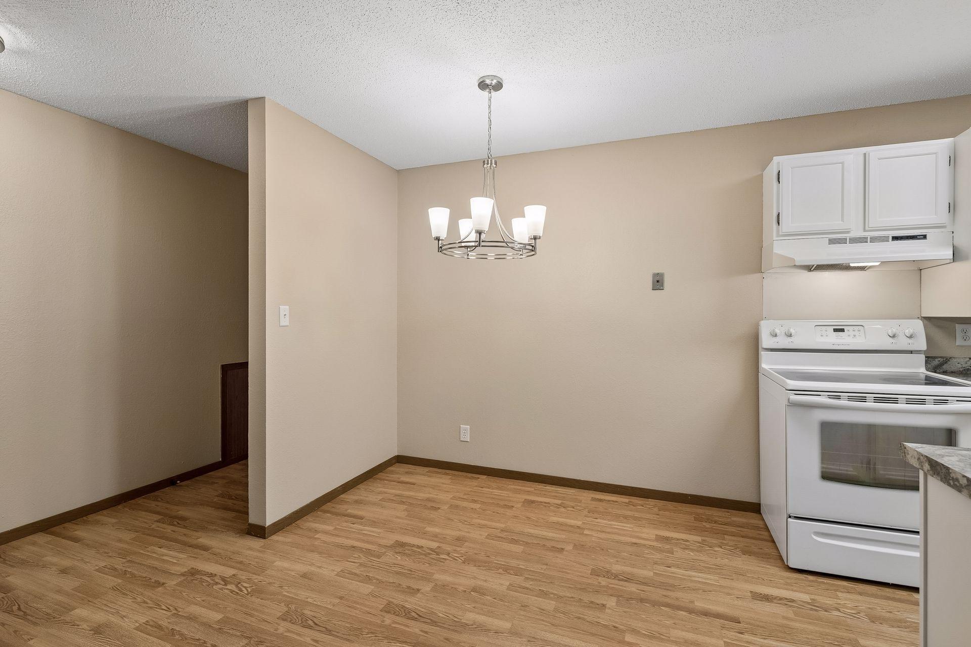 4 Pine Tree Drive 215 Property Photo 5