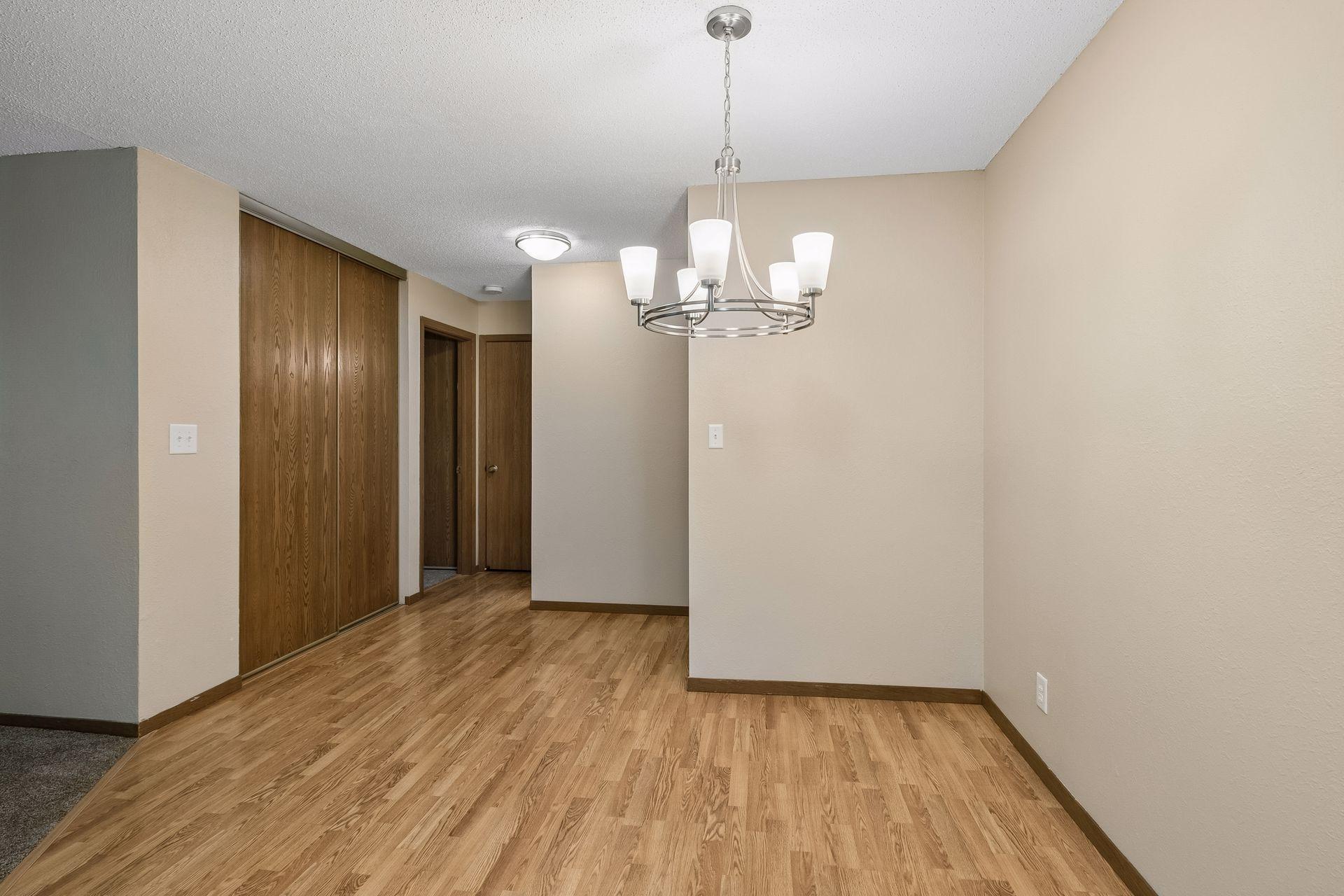 4 Pine Tree Drive 215 Property Photo 6
