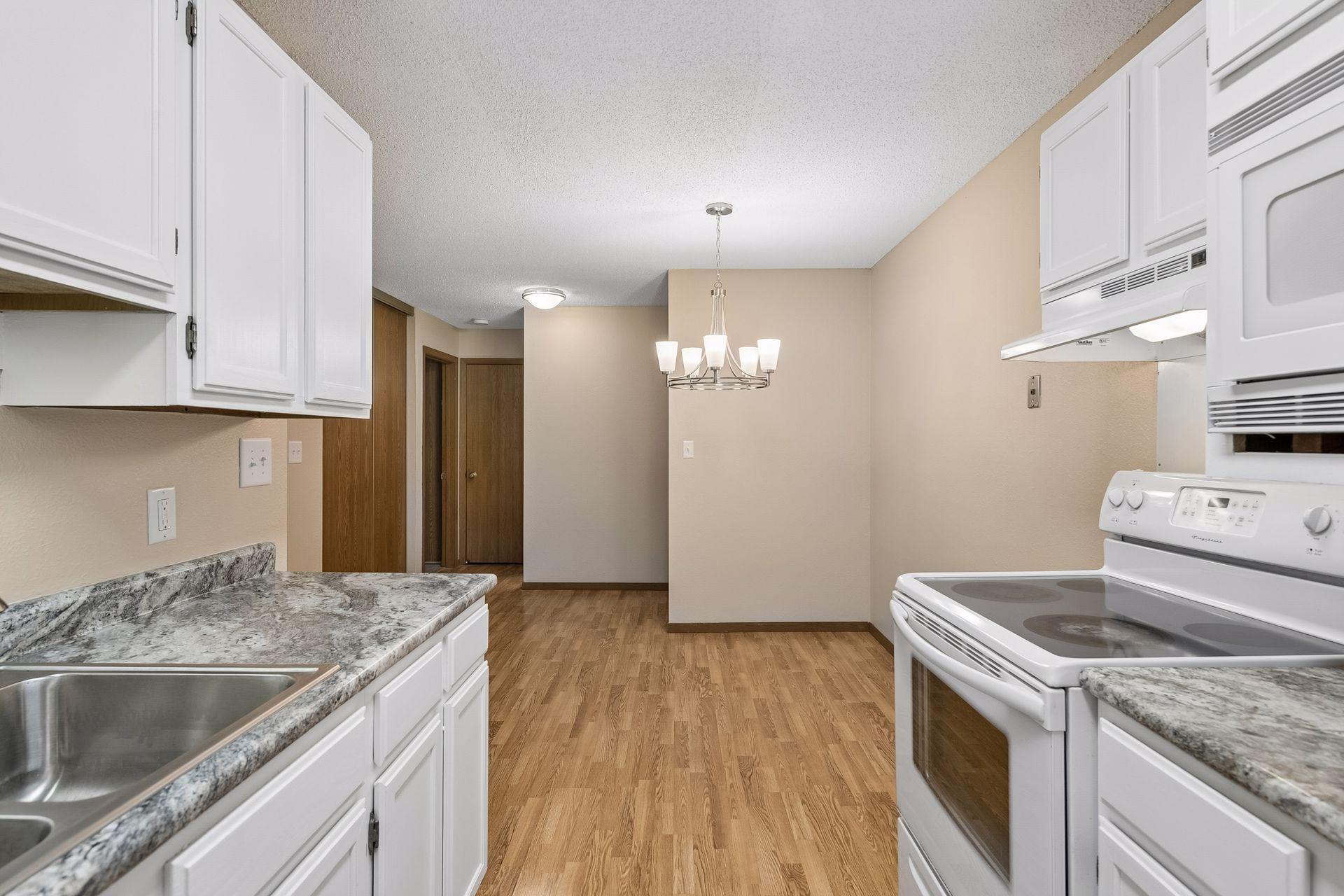 4 Pine Tree Drive 215 Property Photo 8
