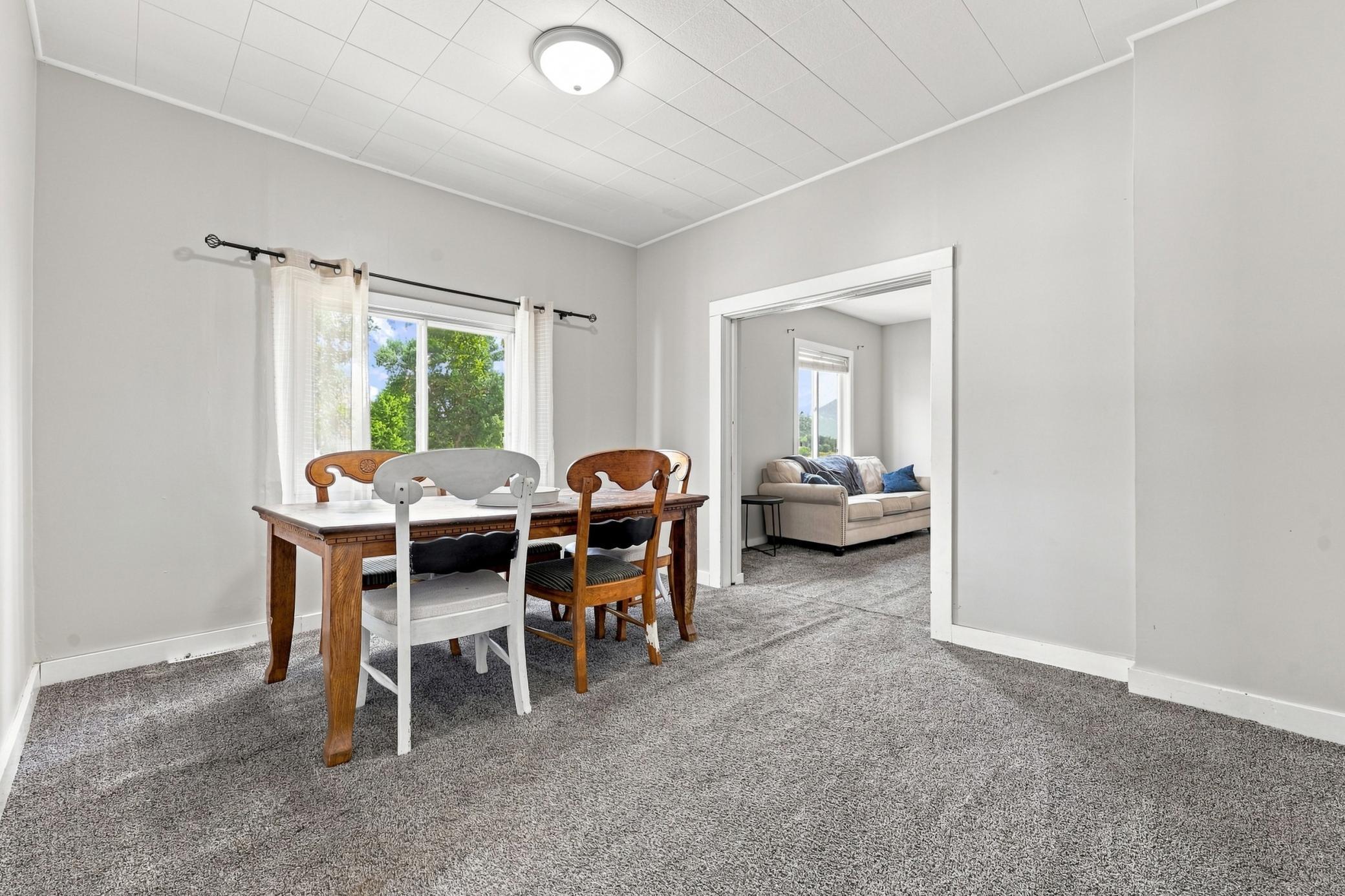 802 Hobart Street Property Photo 13