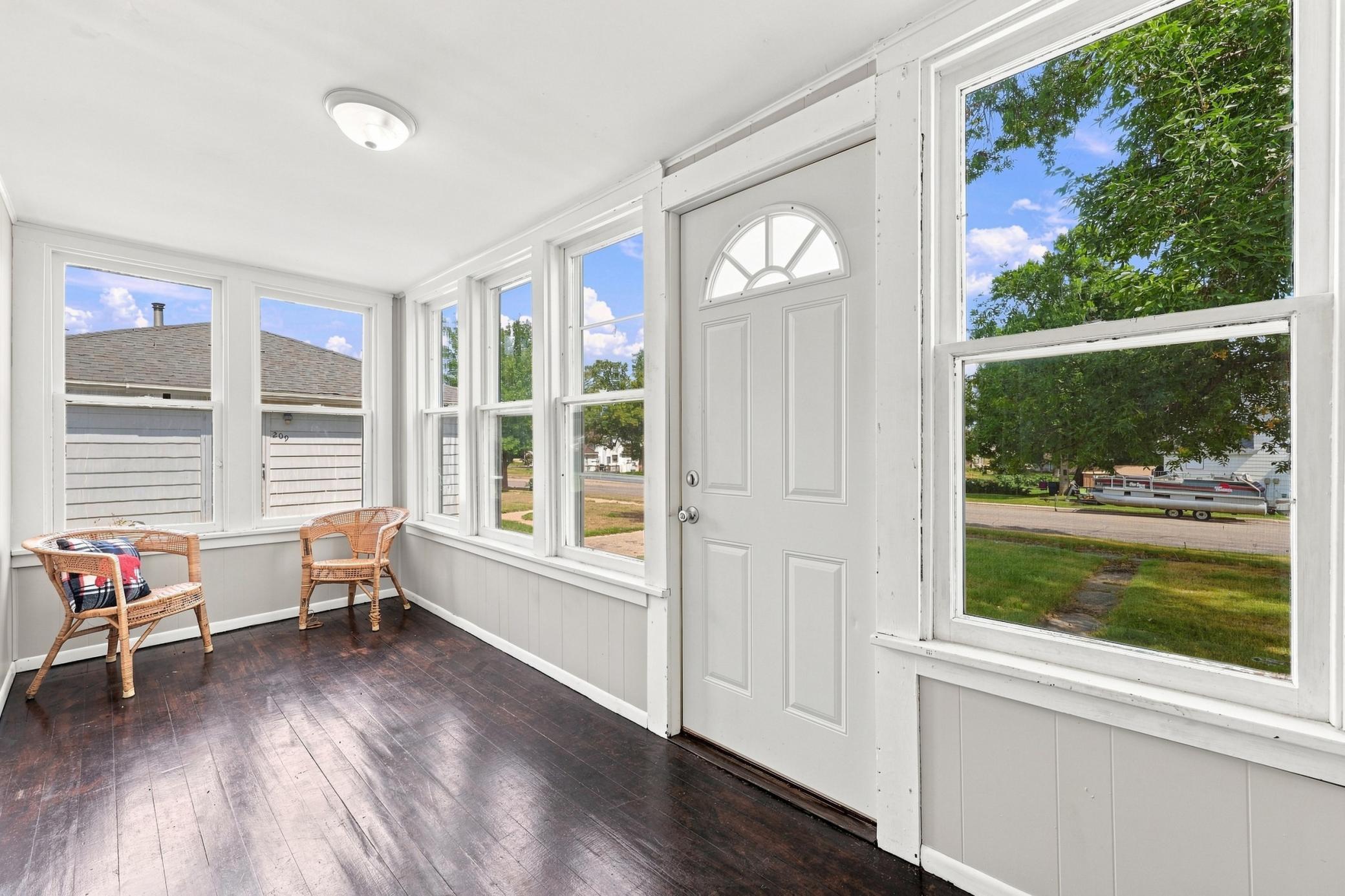 802 Hobart Street Property Photo 14