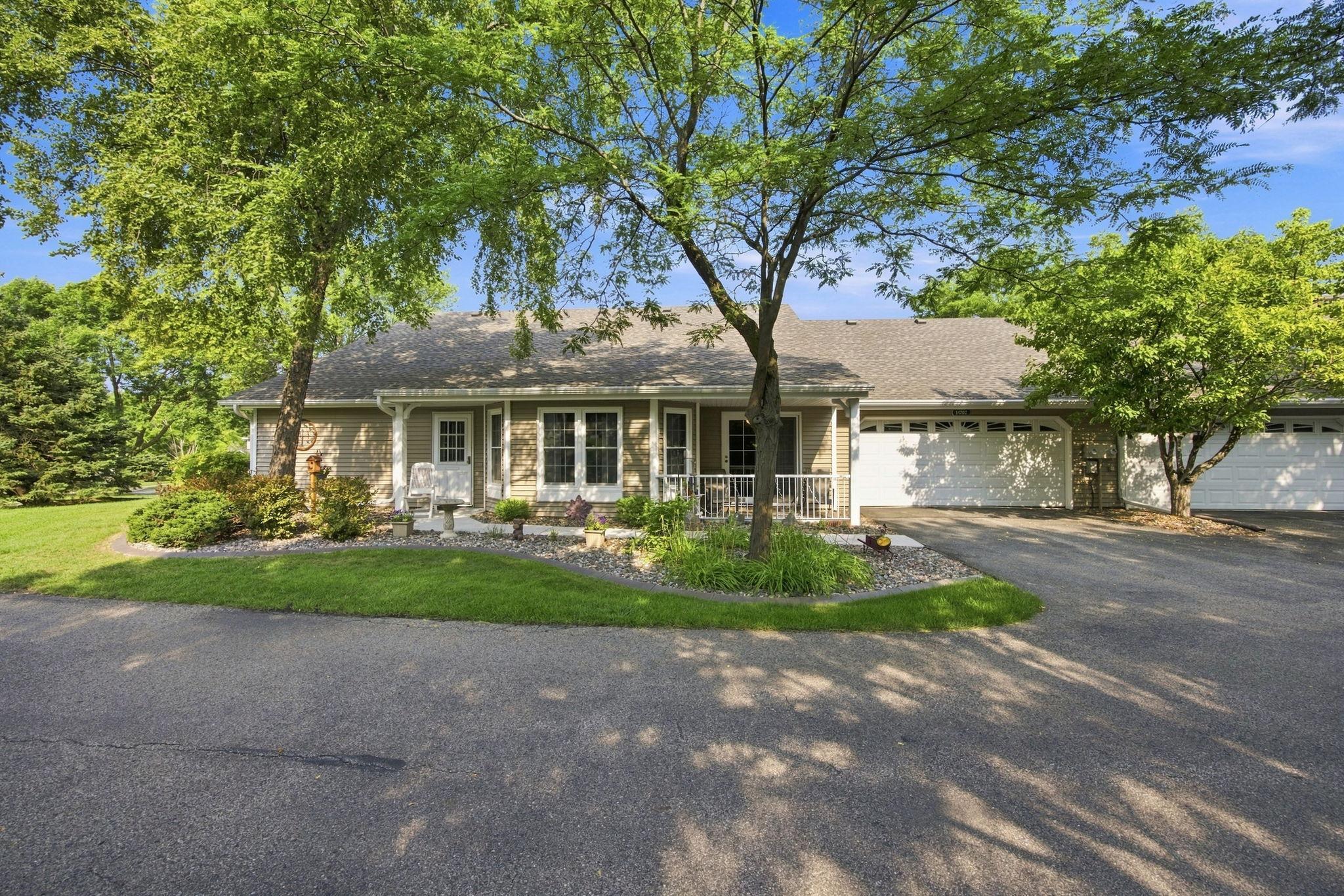 14702 Oak Run Lane Property Photo 1