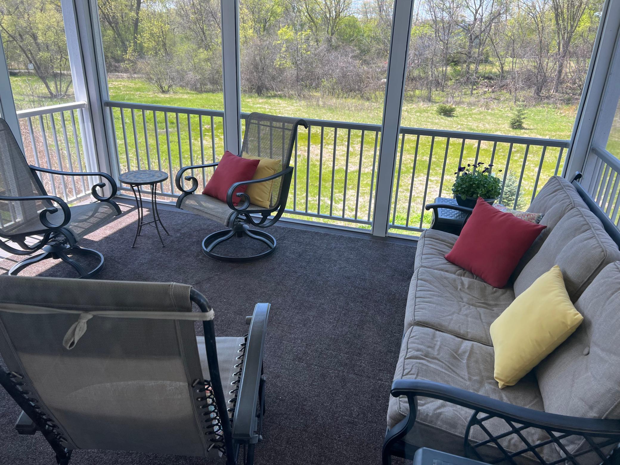 19325 Iteri Avenue Property Photo 8