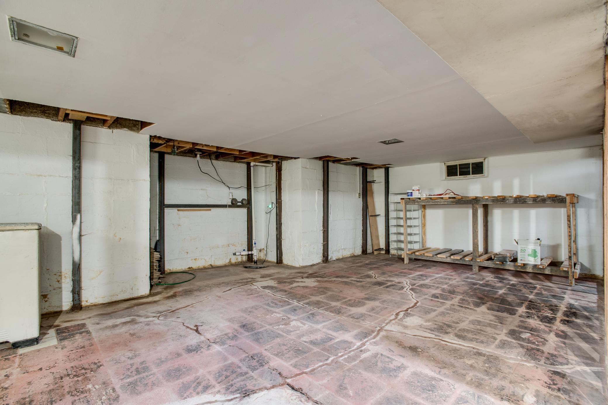 260 Main Street Property Photo 38