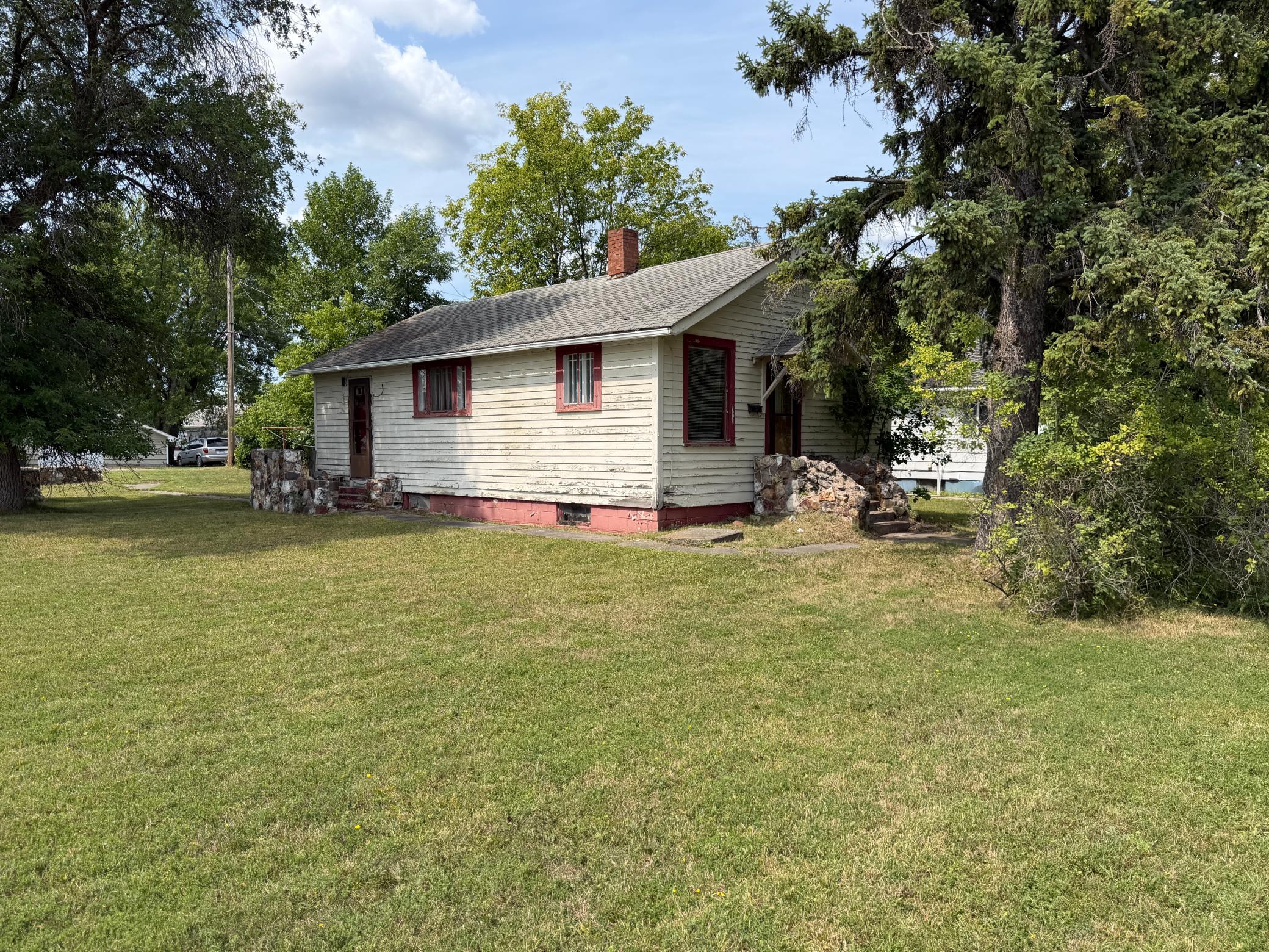 1222 Main Avenue Property Photo 4