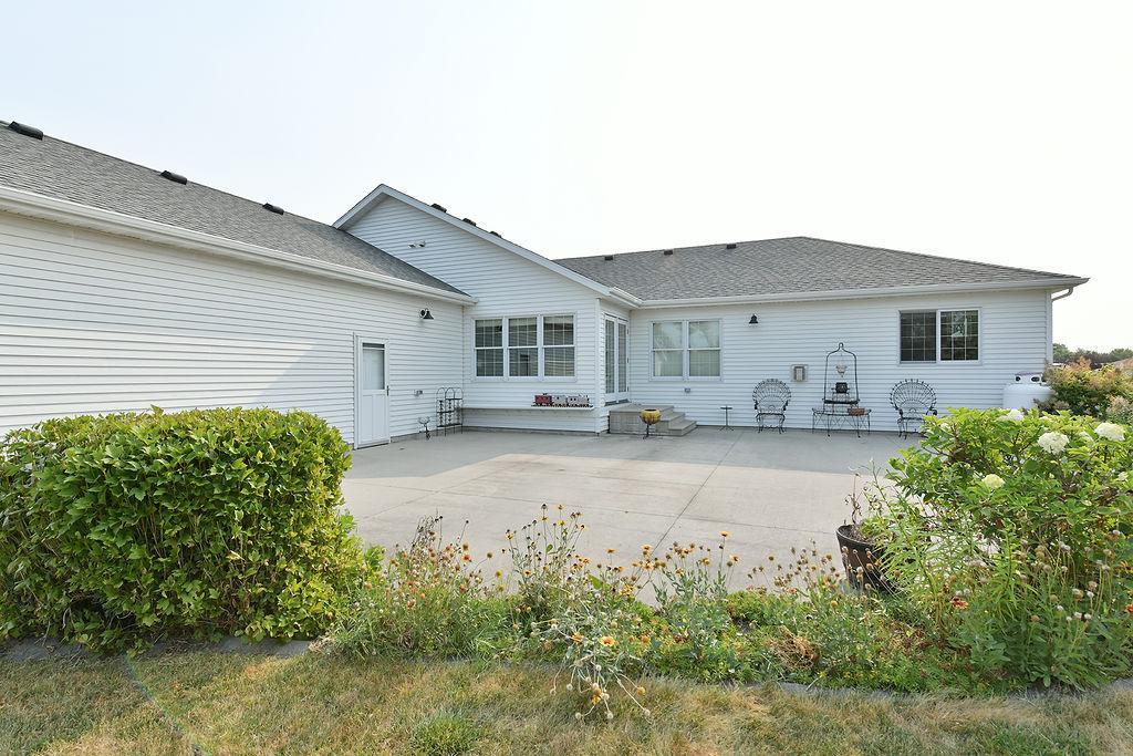 520 2nd Avenue S Property Photo 4