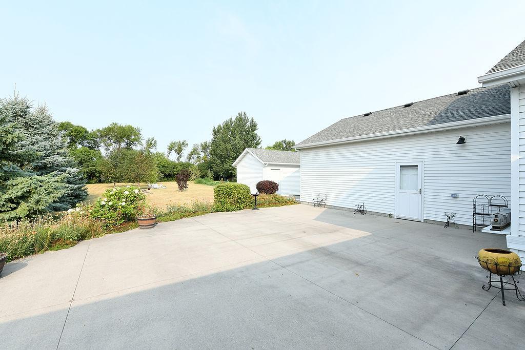 520 2nd Avenue S Property Photo 5