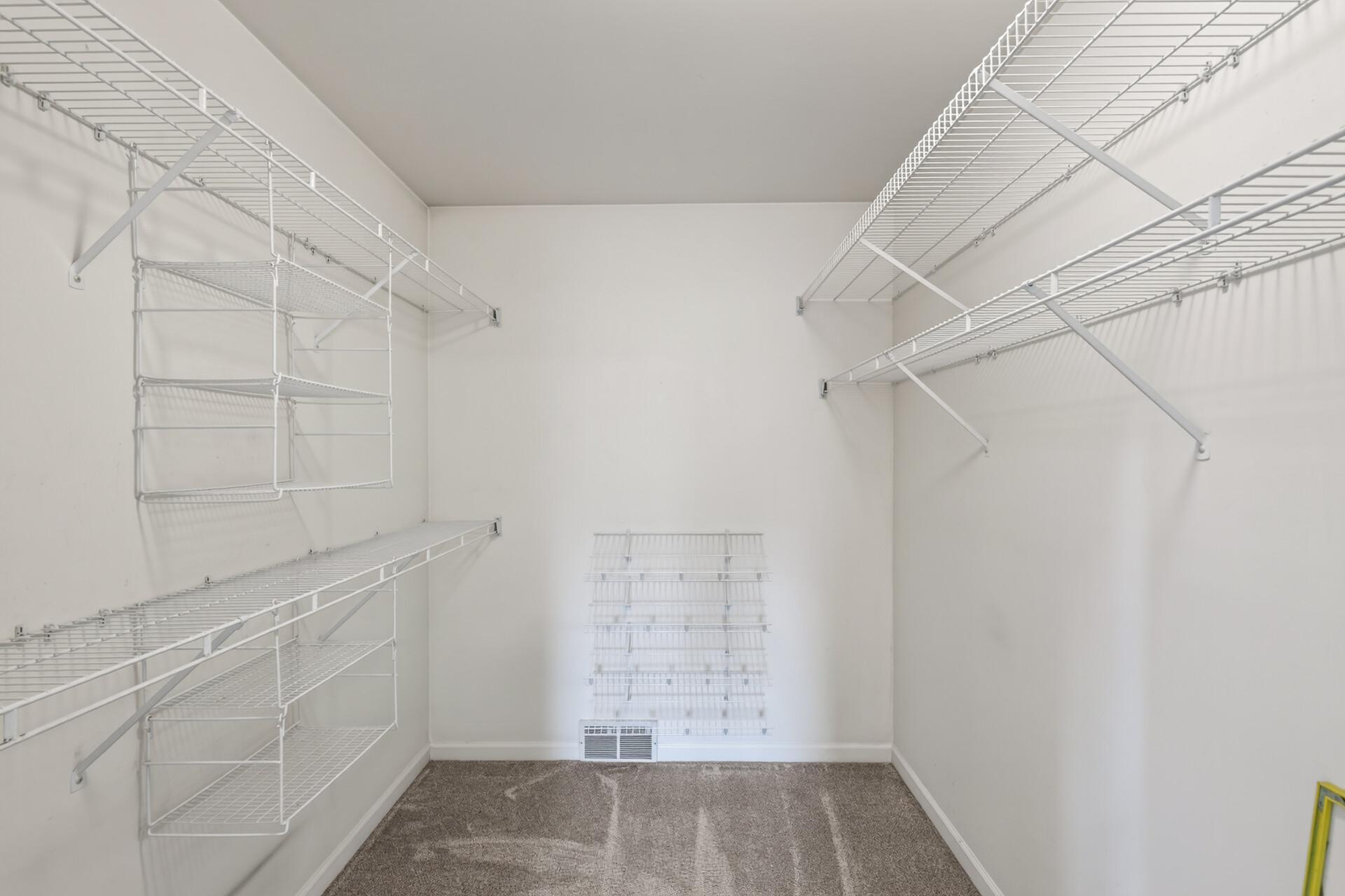 1796 Beechwood Avenue Property Photo 31