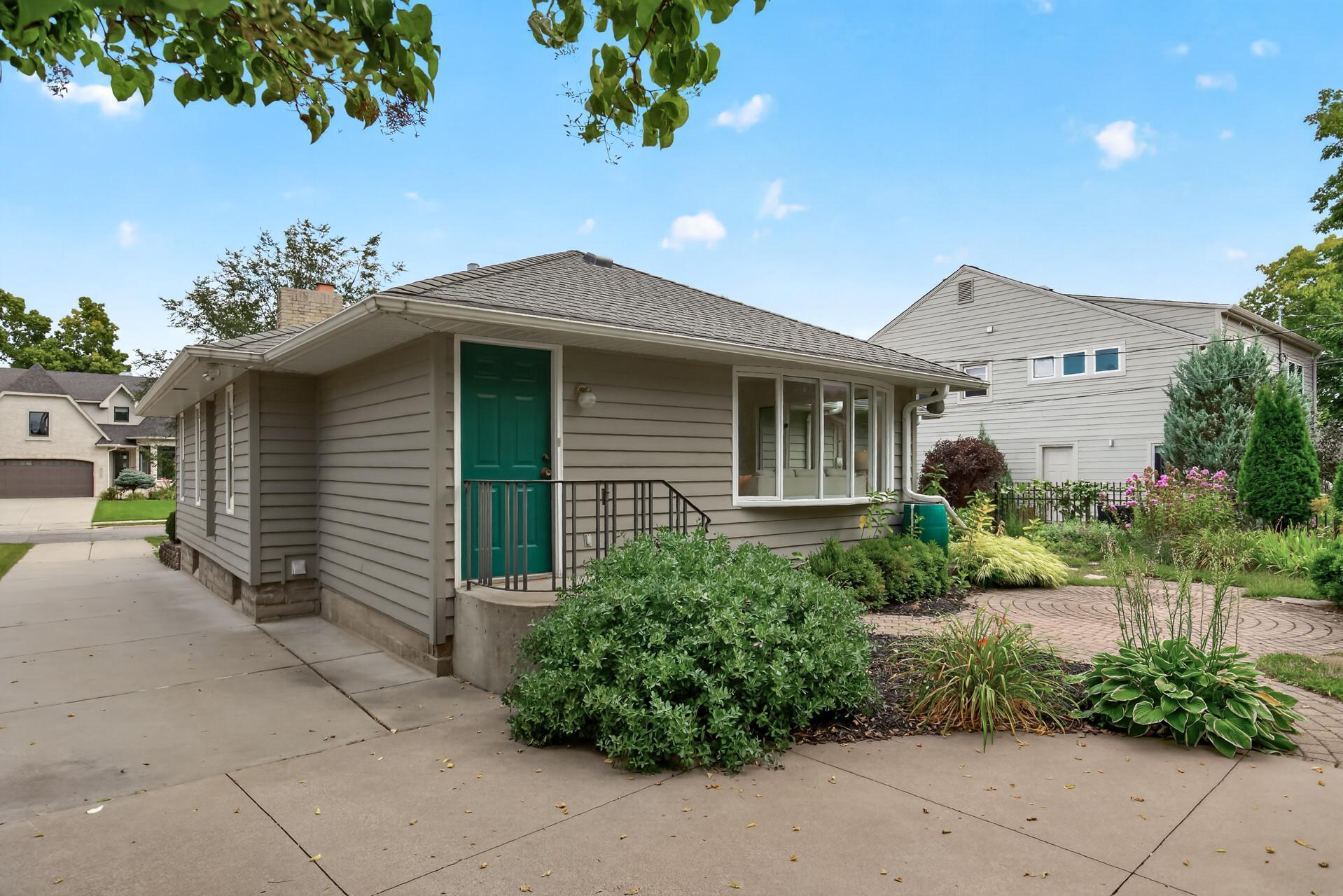 1796 Beechwood Avenue Property Photo 45