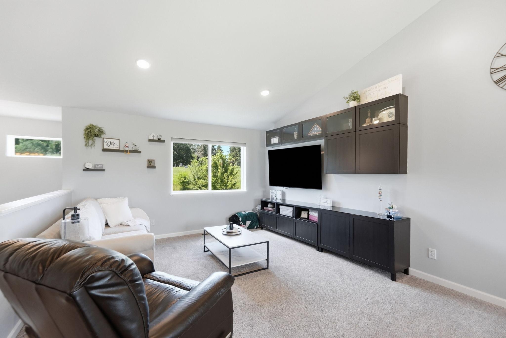 1500 5th Avenue Property Photo 7