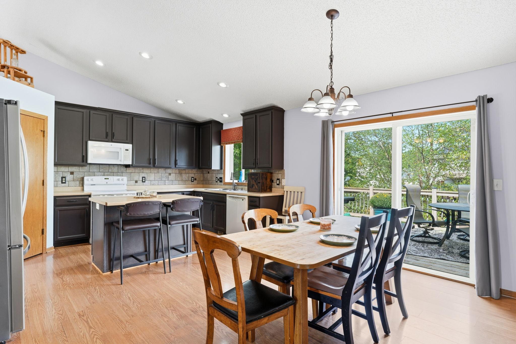 2757 Morningside Avenue Property Photo 4