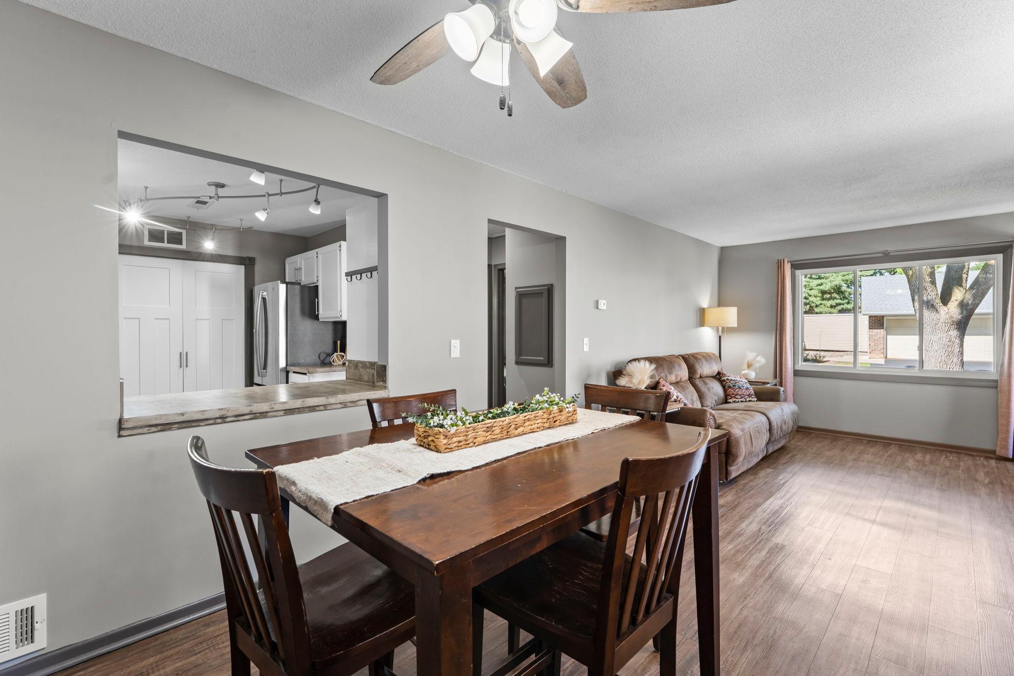 9362 Ranchview Lane N Property Photo 18