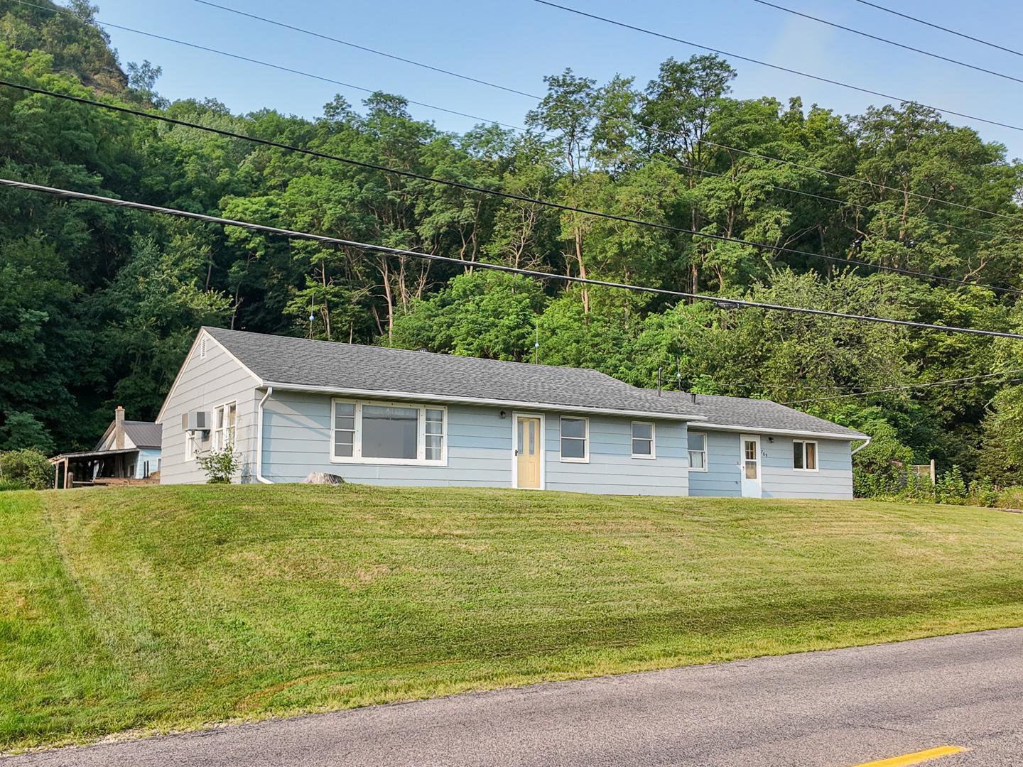 765 E Lake Boulevard Property Photo 2