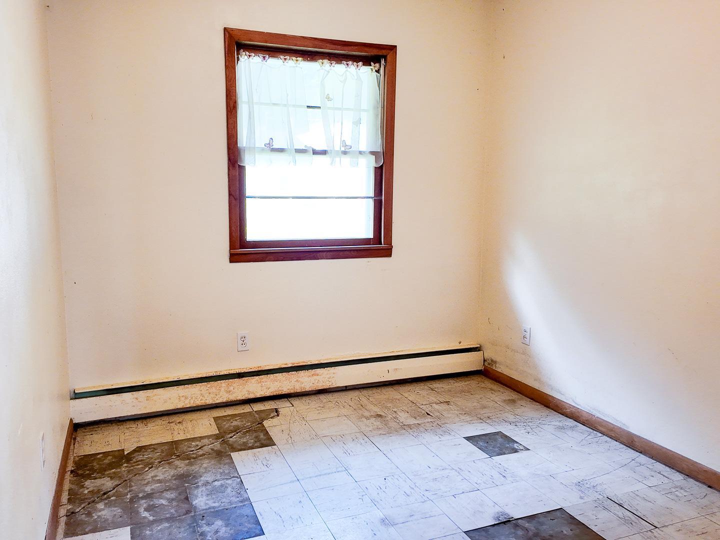 765 E Lake Boulevard Property Photo 10