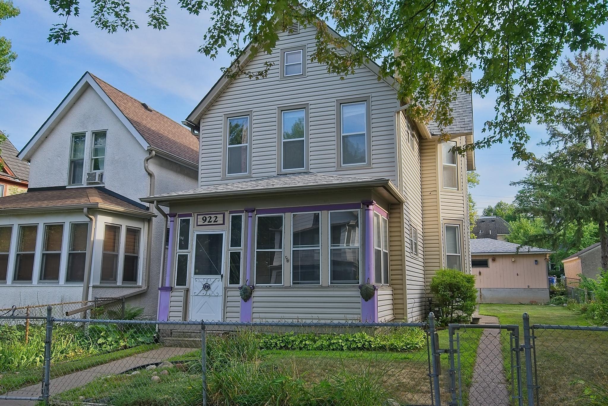 922 Beech Street Property Photo 1
