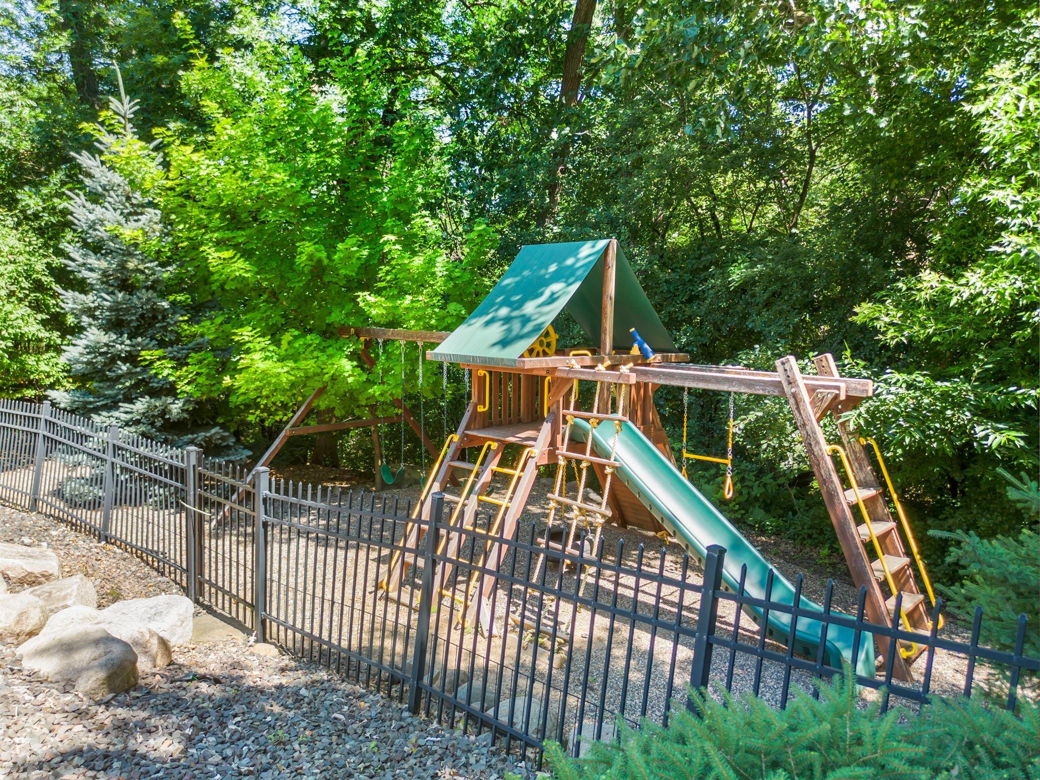 13401 Cormack Circle Property Photo 42