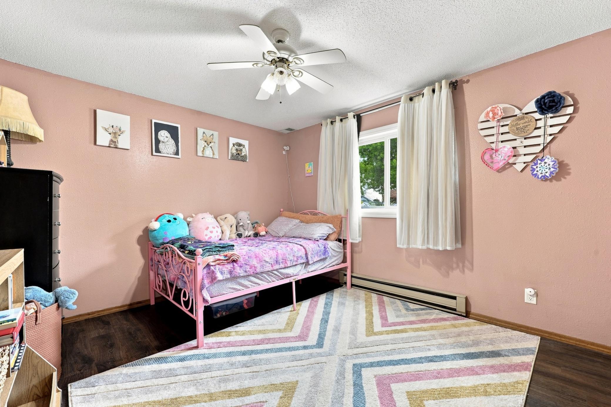 408 19th Street E Property Photo 14