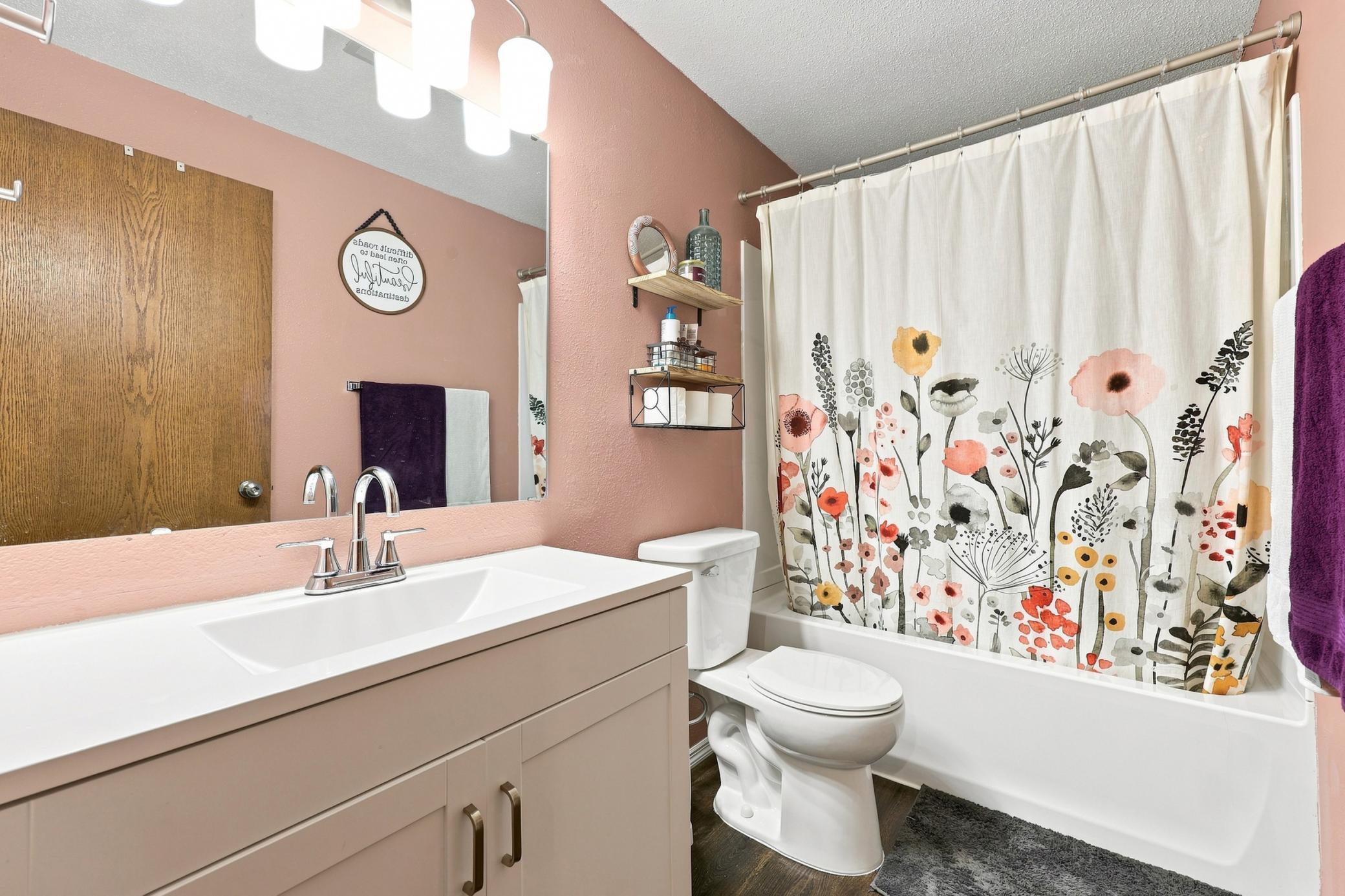 408 19th Street E Property Photo 17