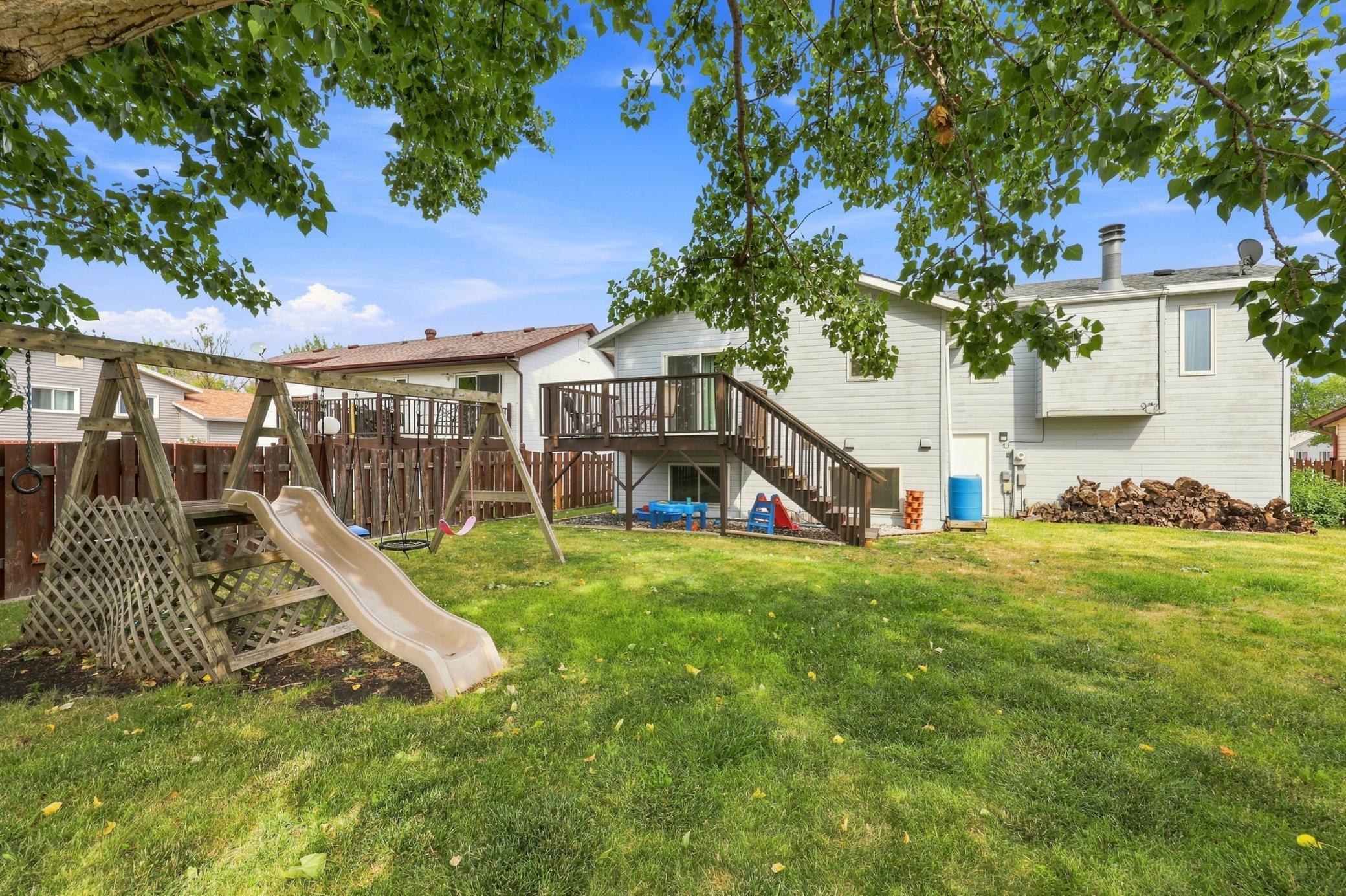 408 19th Street E Property Photo 21