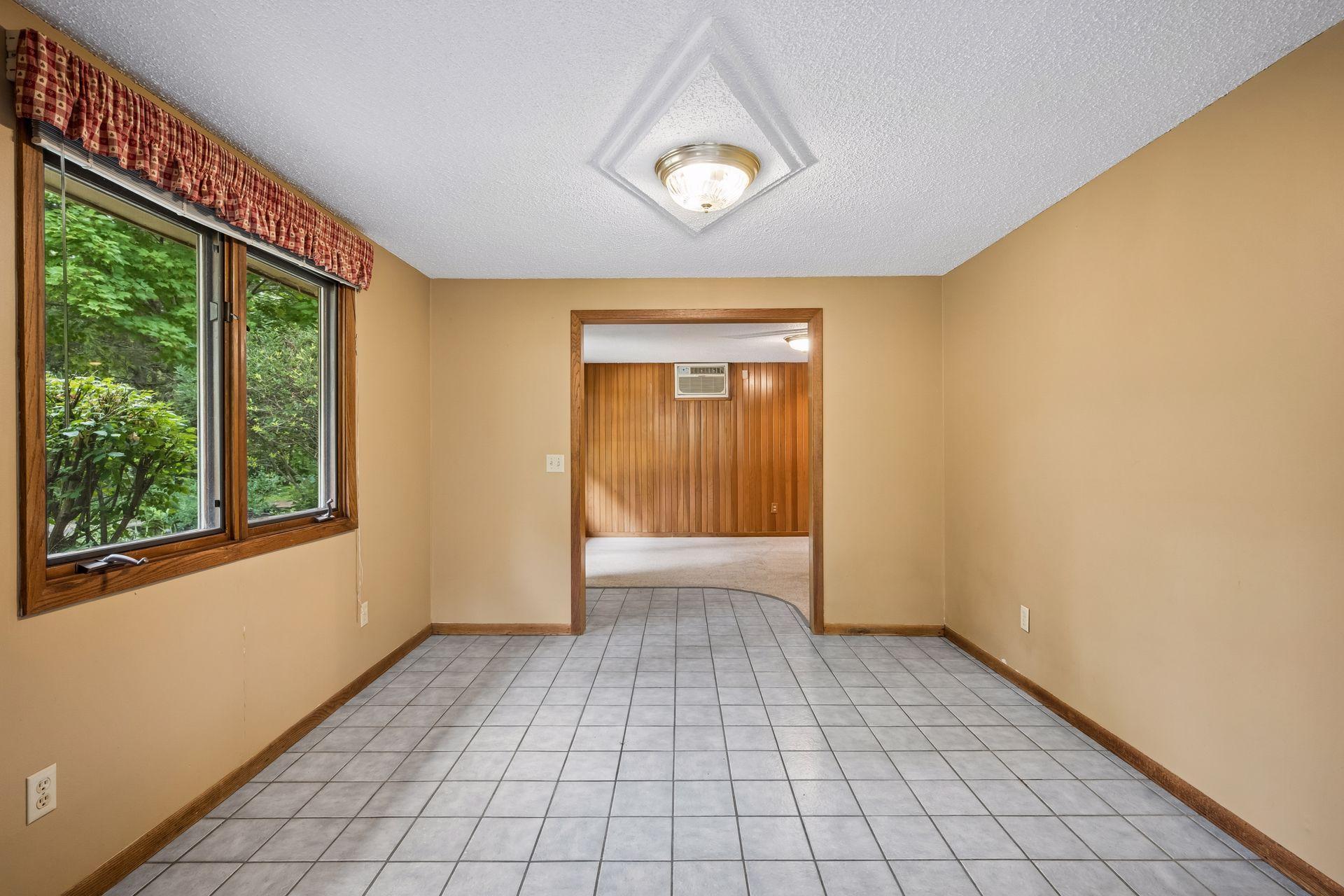16425 Petersburg Street Ne Property Photo 15