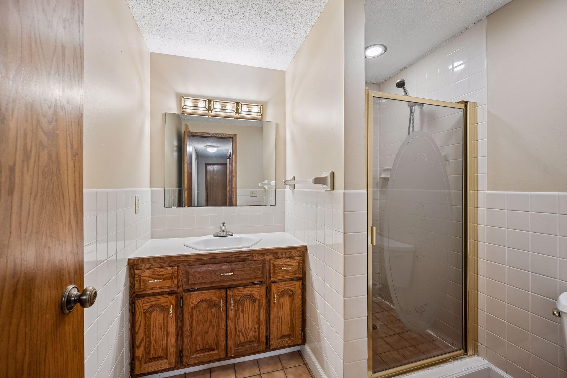 16425 Petersburg Street Ne Property Photo 23