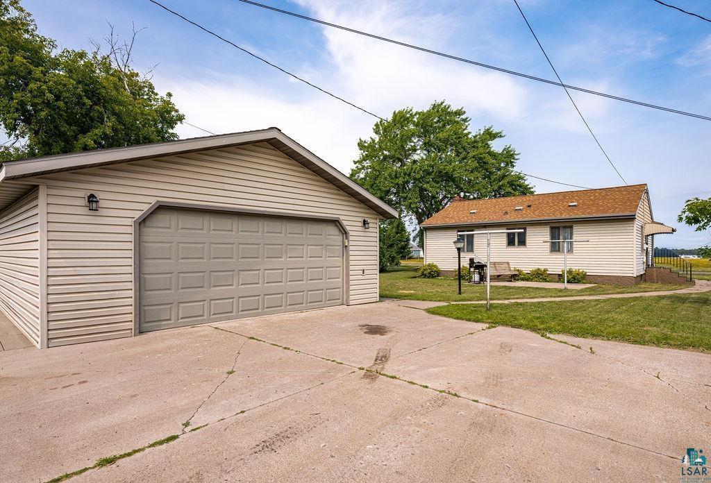 1724 E 3rd Street Property Photo 3
