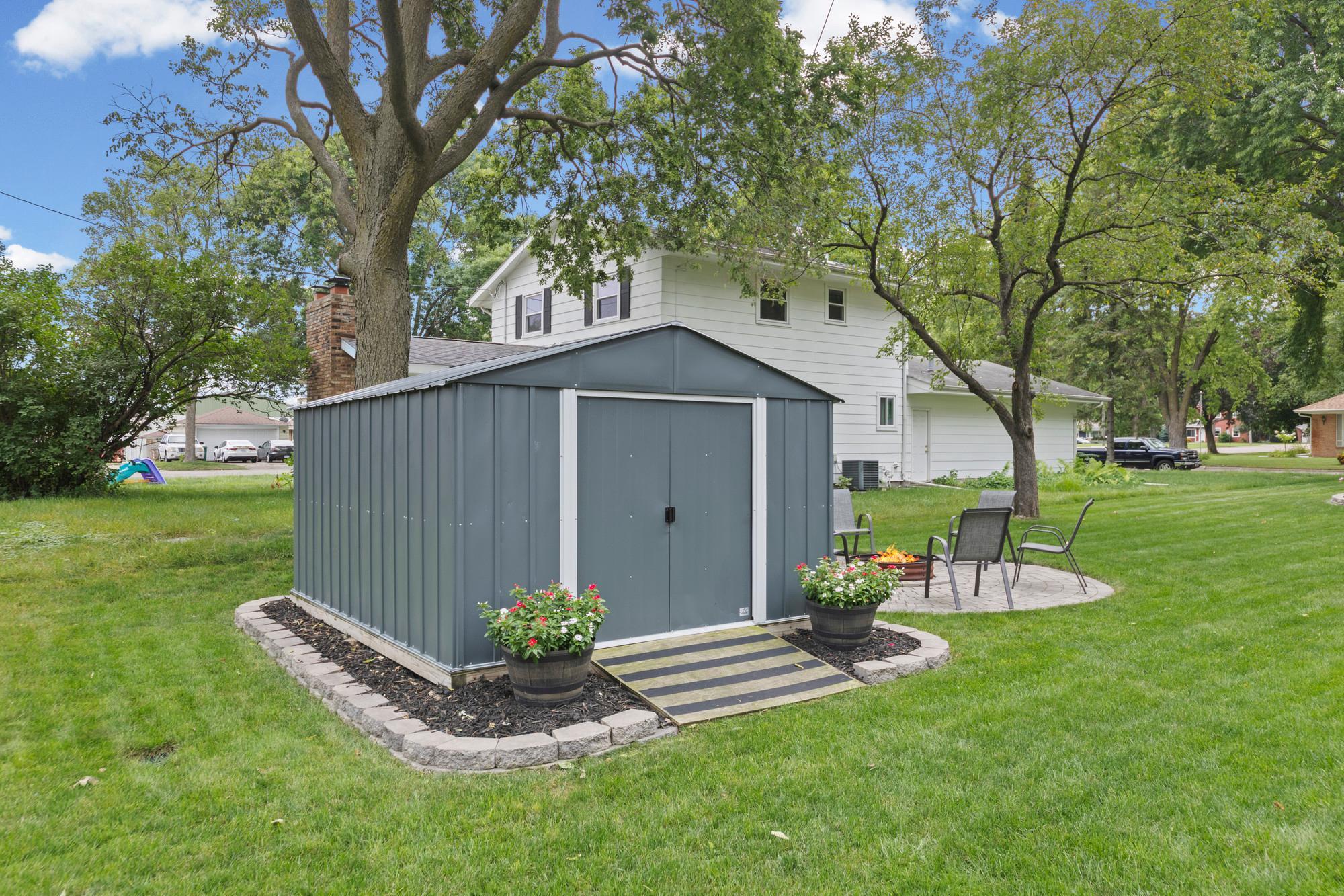 1416 Ford Avenue N Property Photo 45