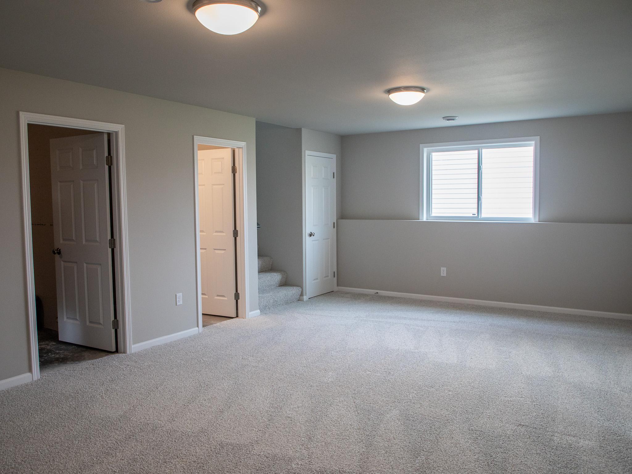 6782 Meadow View Drive S Property Photo 10