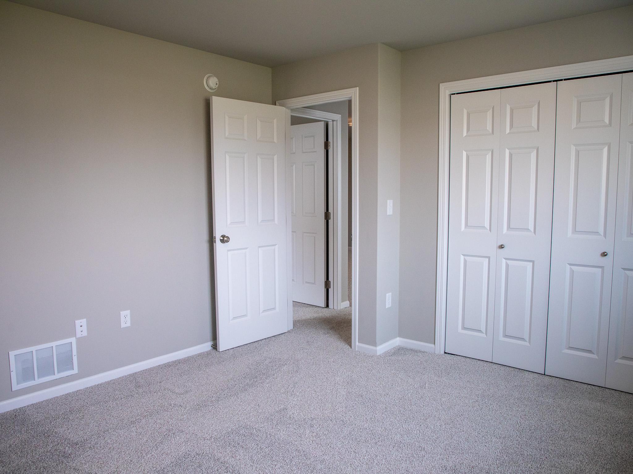 6782 Meadow View Drive S Property Photo 13