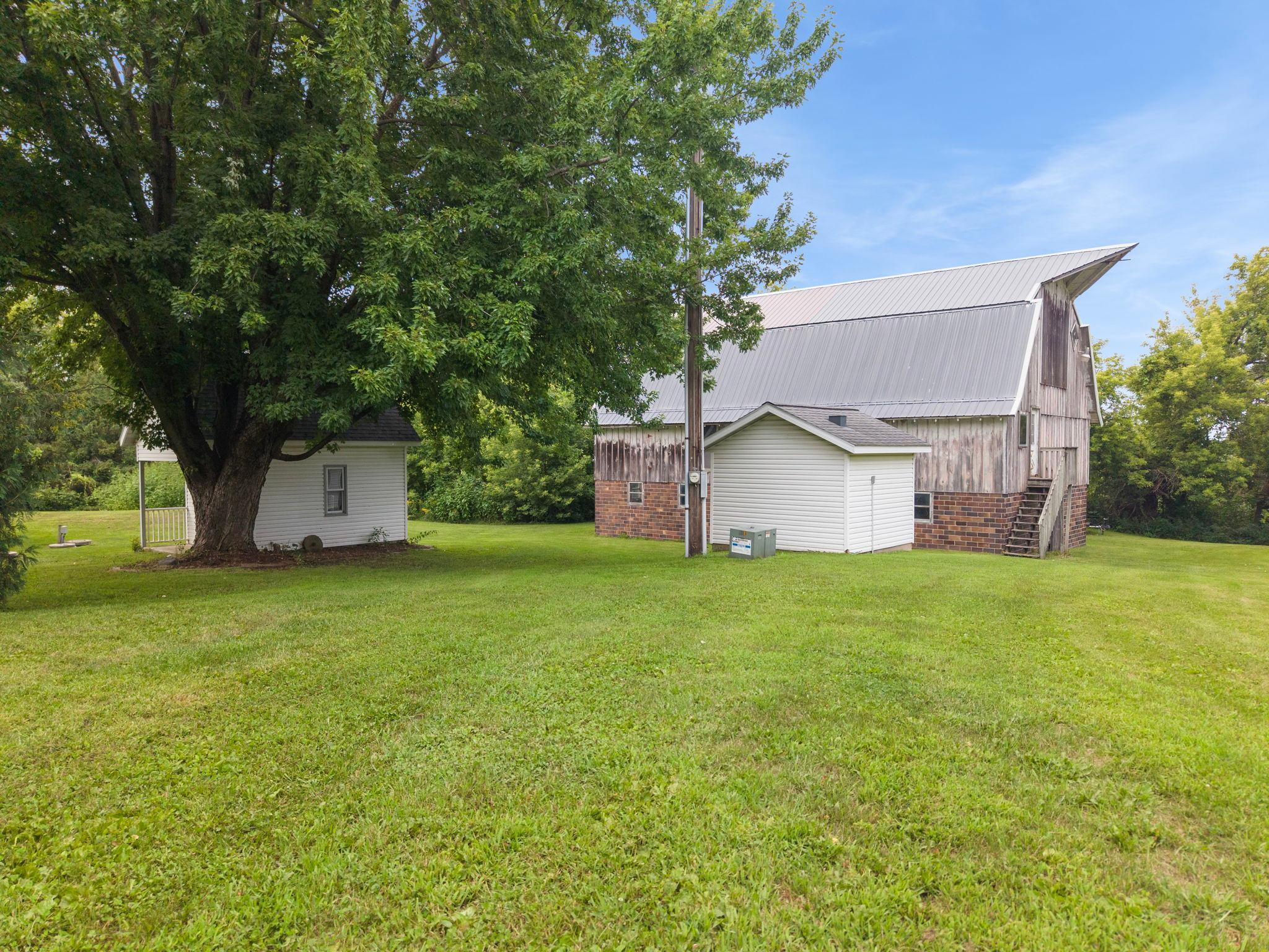 25990 Gates Avenue Property Photo 62