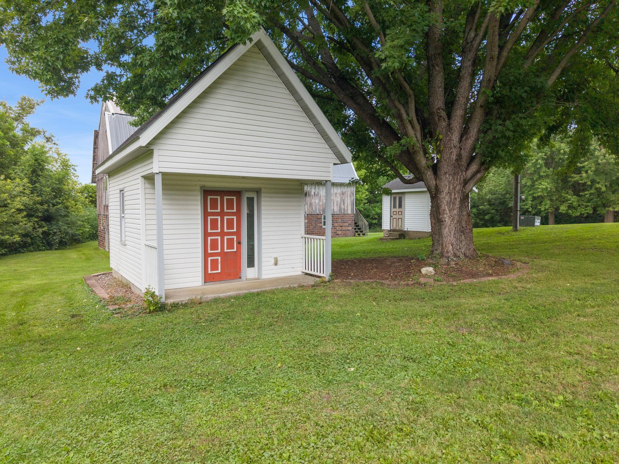25990 Gates Avenue Property Photo 64