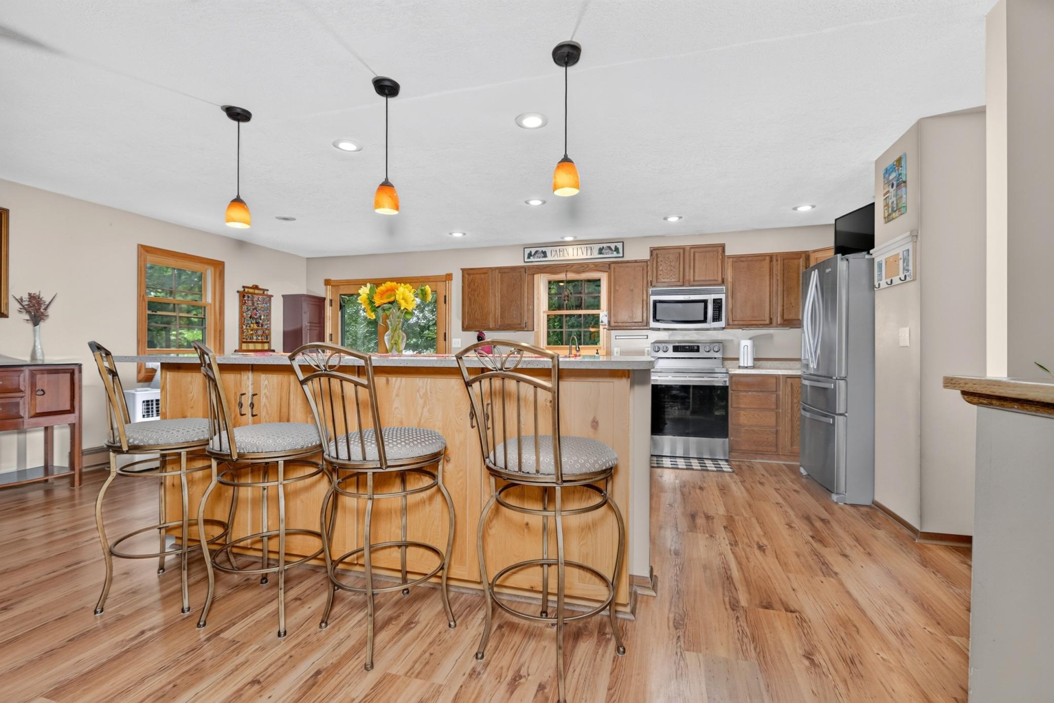 2452 Deschepper Drive Property Photo 14