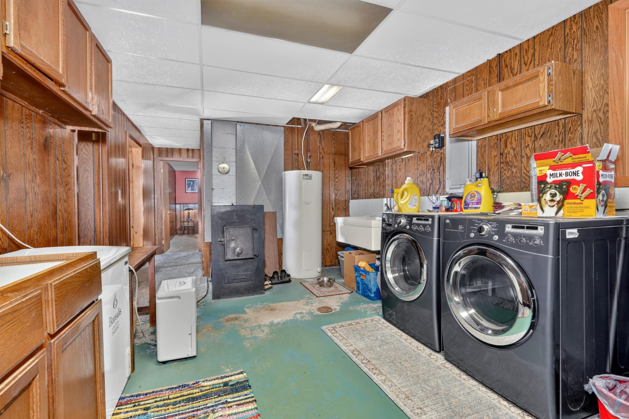 2452 Deschepper Drive Property Photo 29