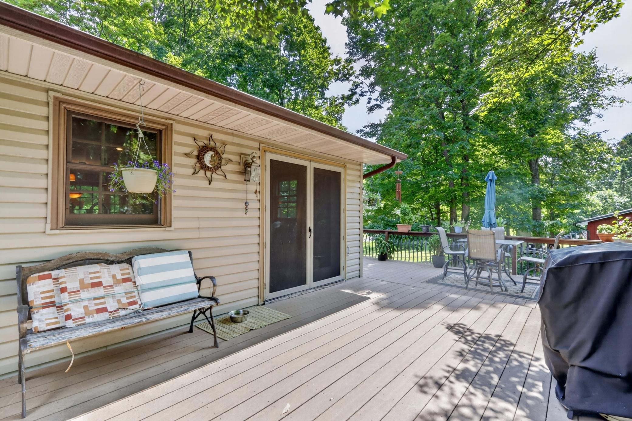 2452 Deschepper Drive Property Photo 33