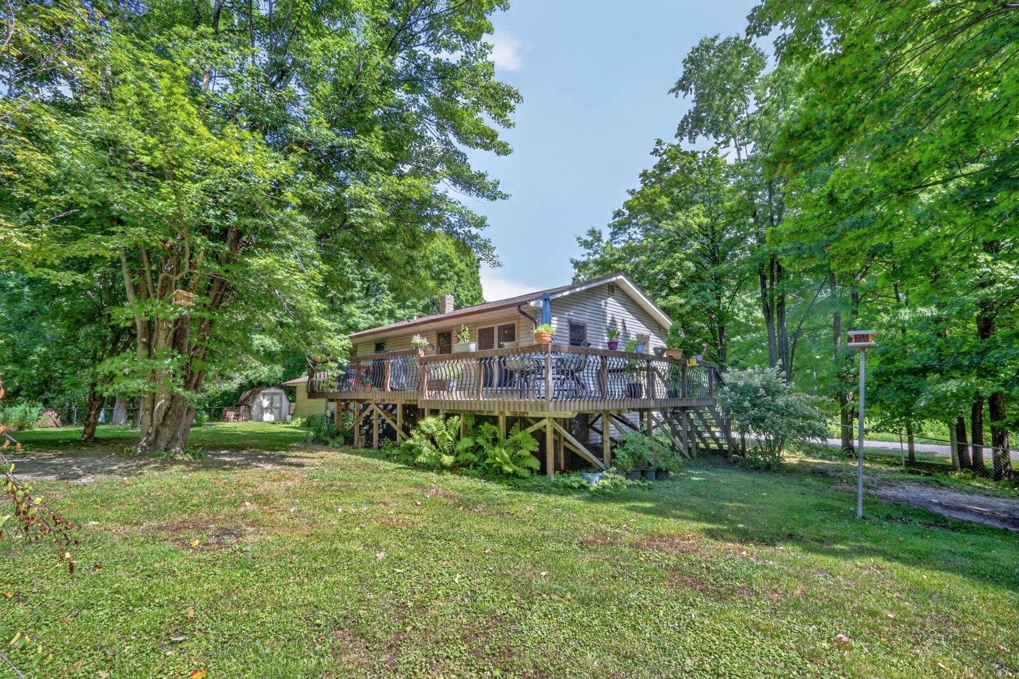 2452 Deschepper Drive Property Photo 38