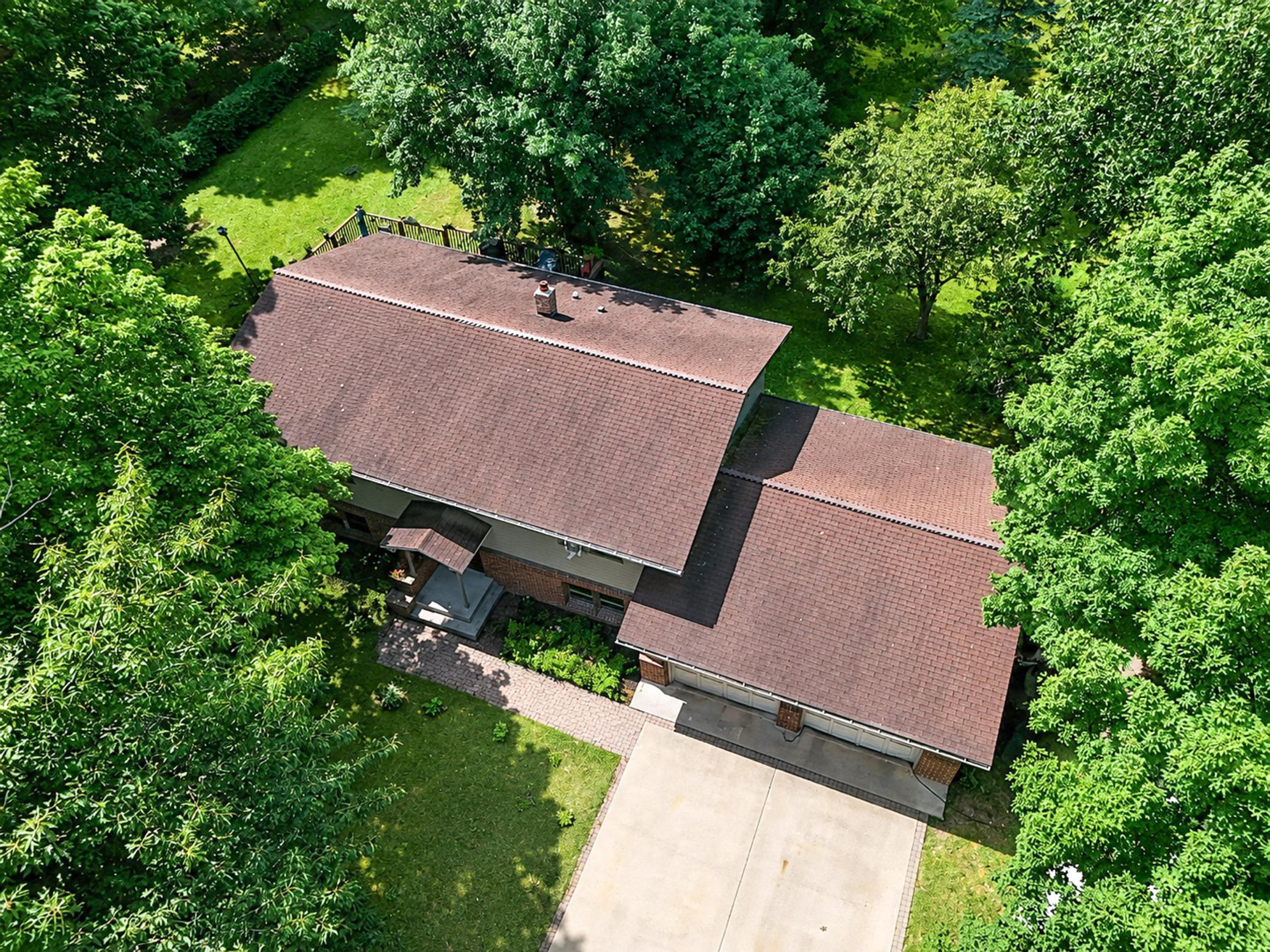 2452 Deschepper Drive Property Photo 44
