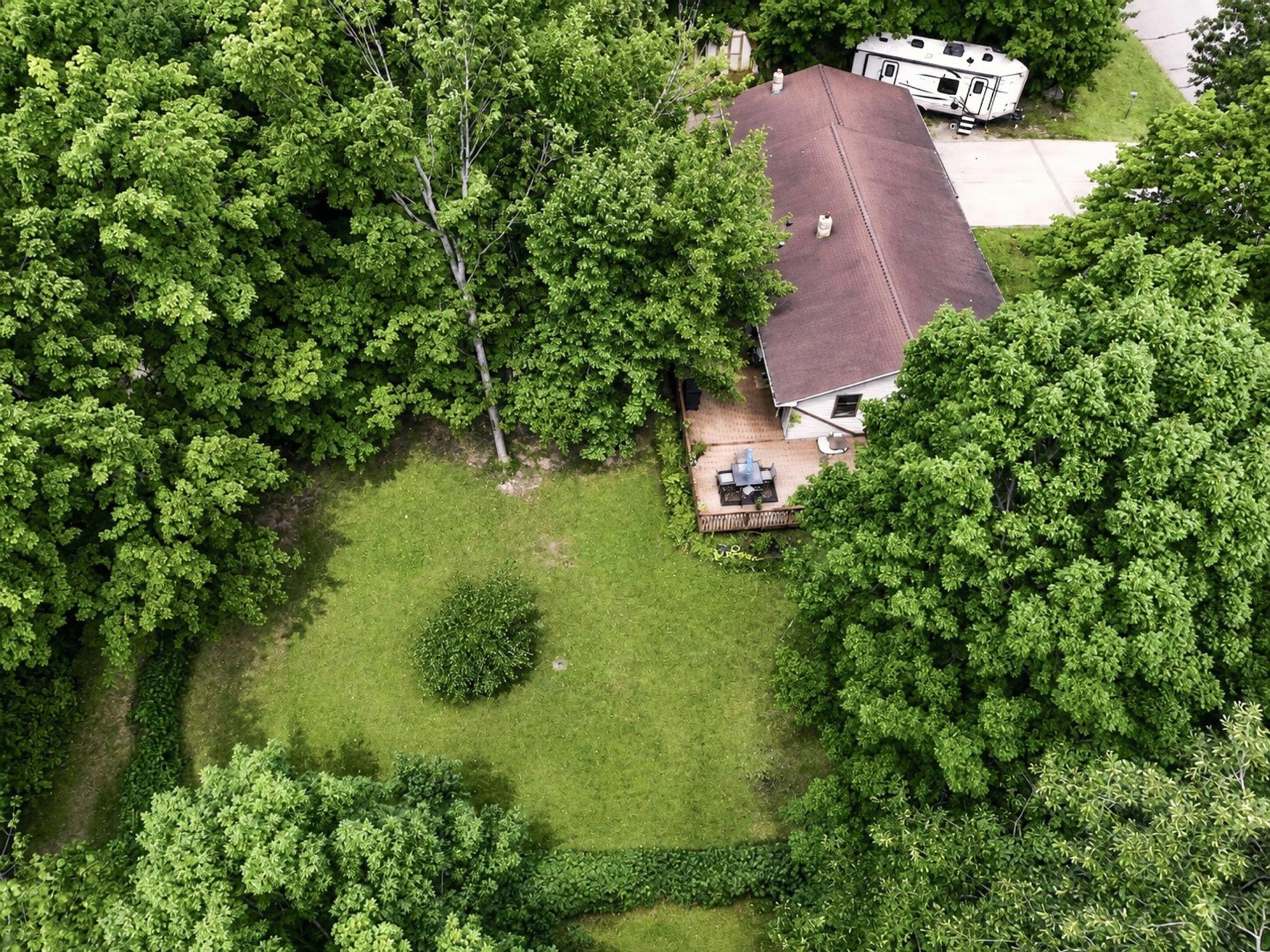 2452 Deschepper Drive Property Photo 45