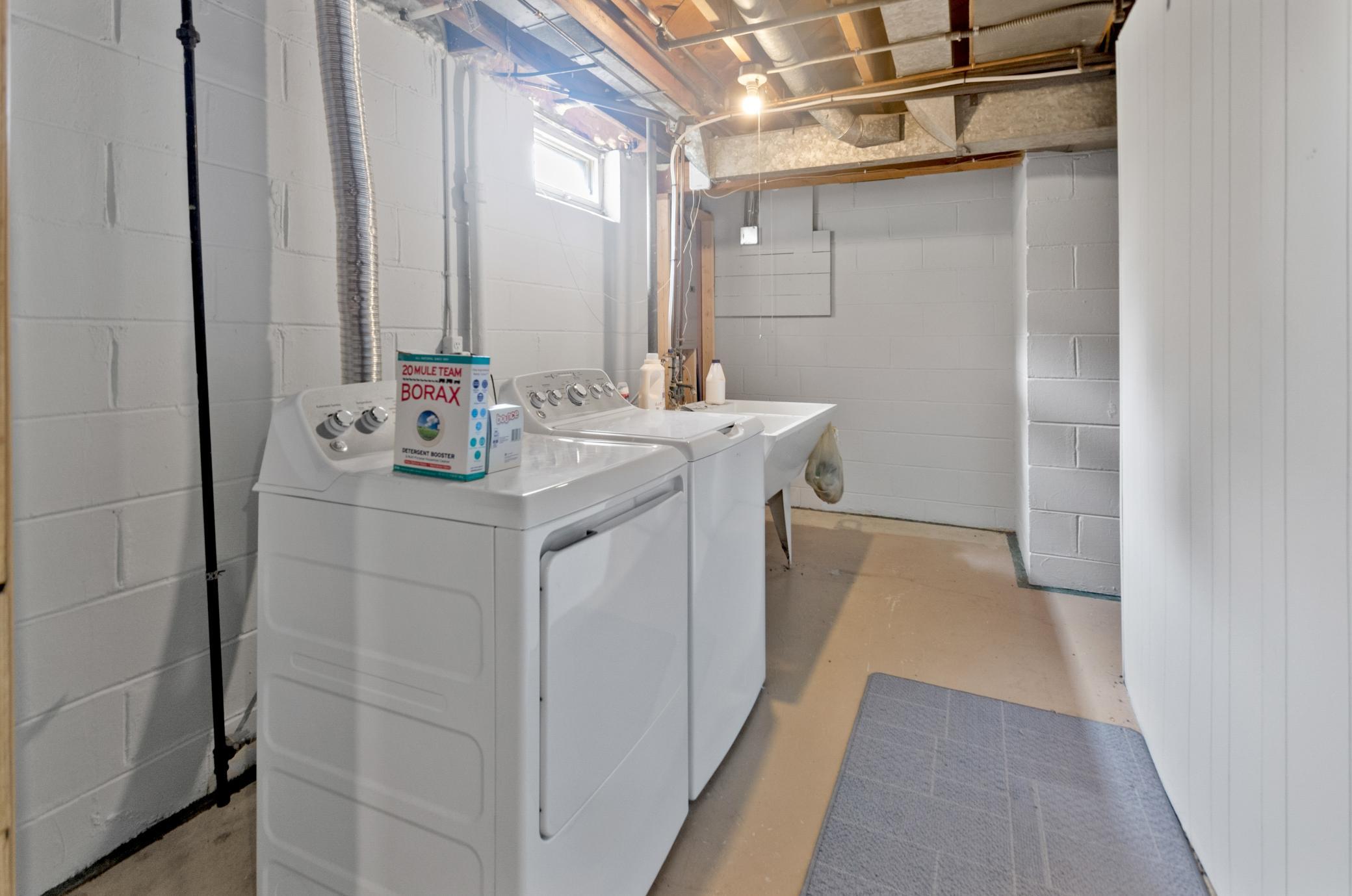 545 Frontenac Place Property Photo 27