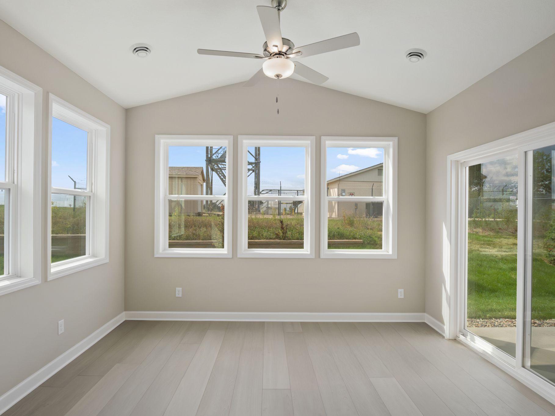5200 Long Pointe Bay Property Photo 6