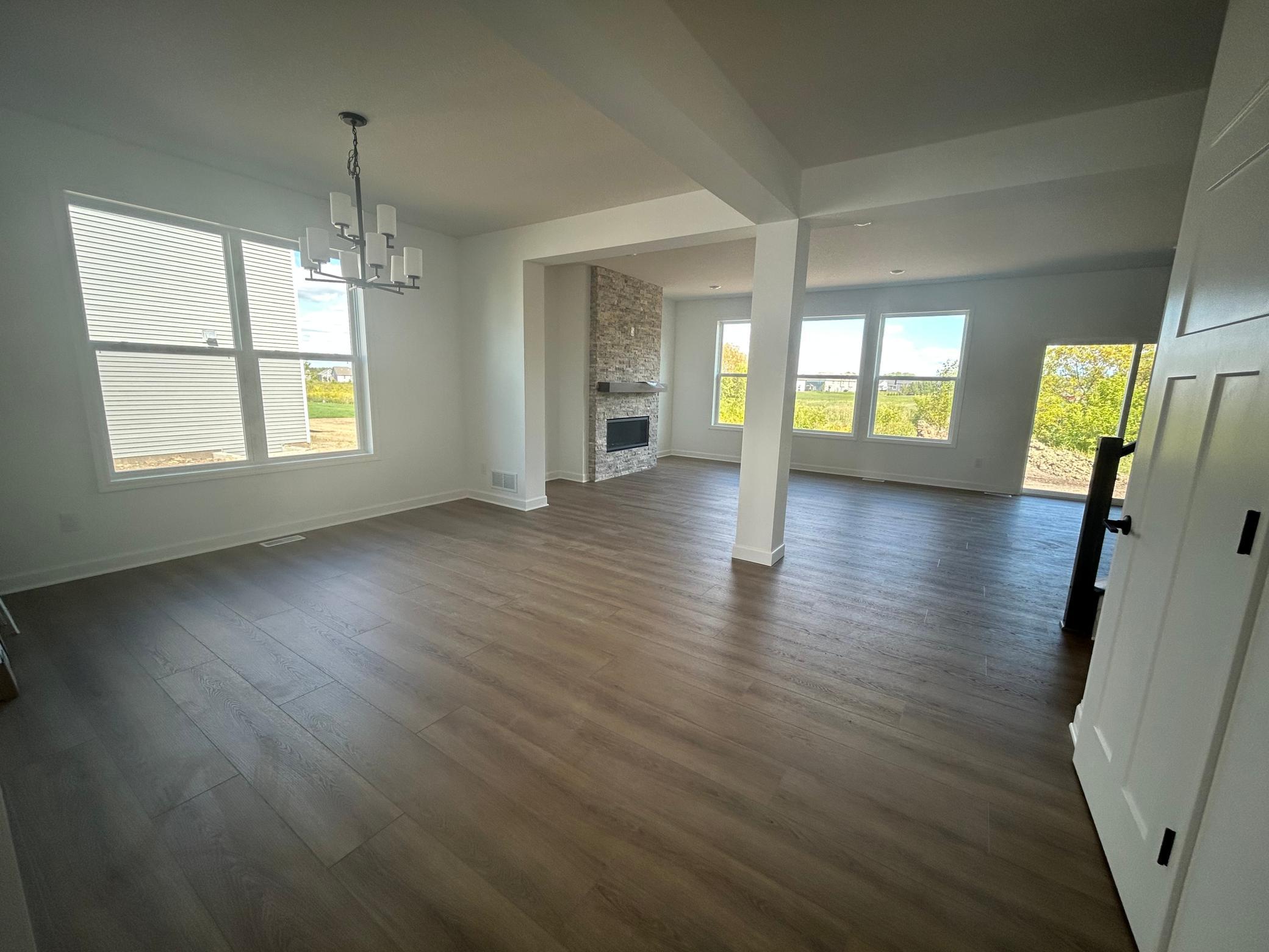 12398 Holden Way Property Photo 5