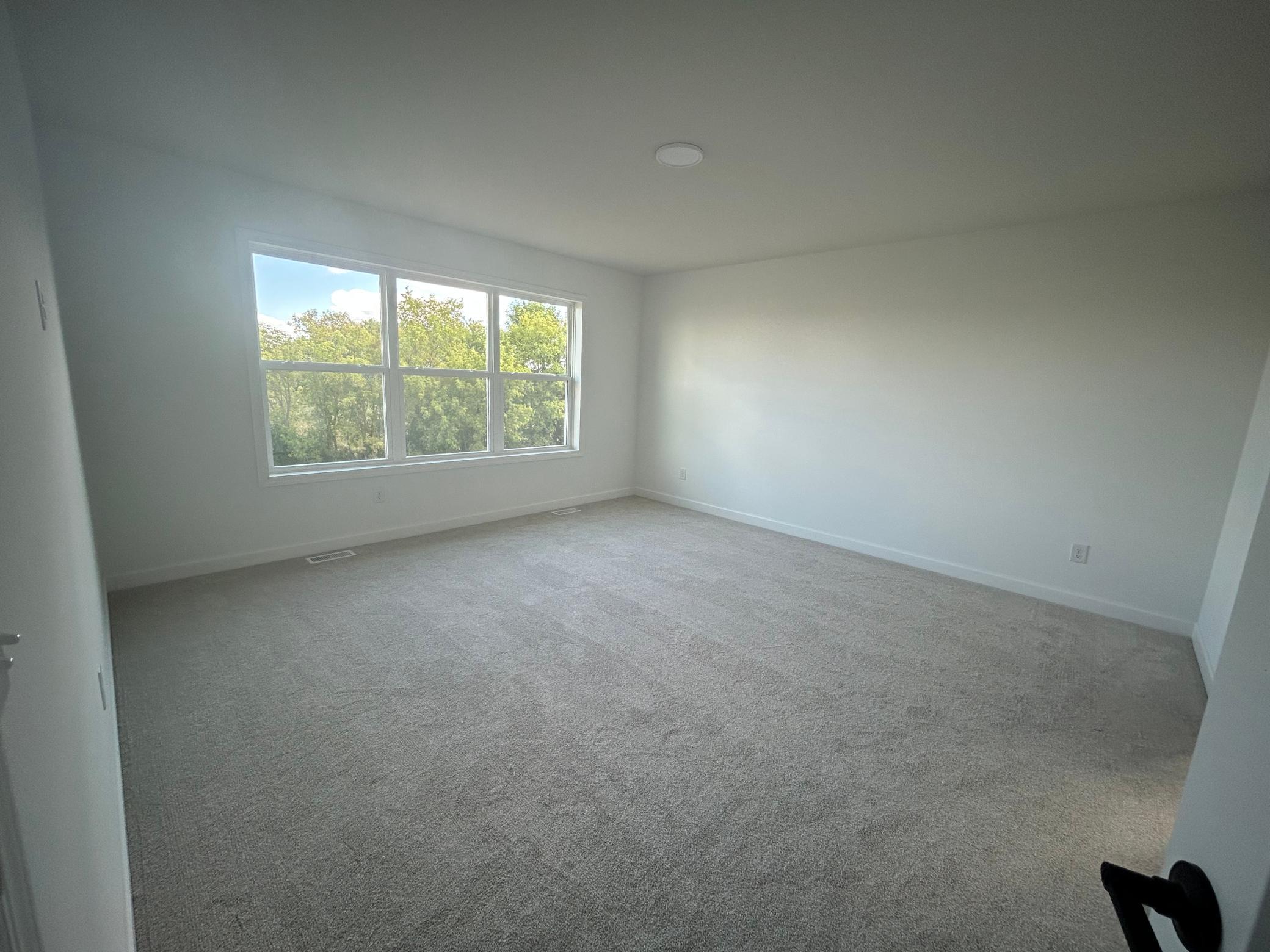 12398 Holden Way Property Photo 6