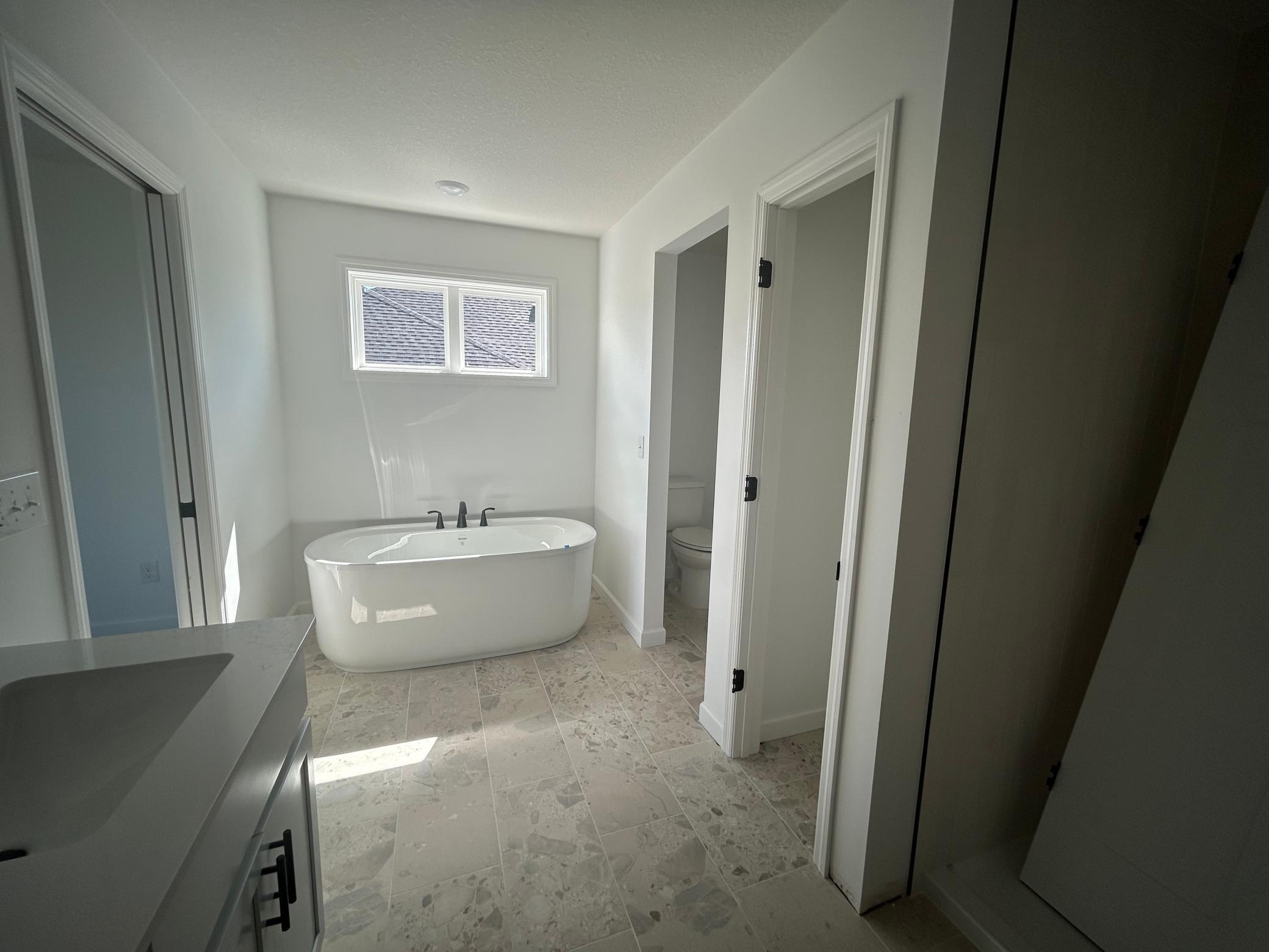 12398 Holden Way Property Photo 7