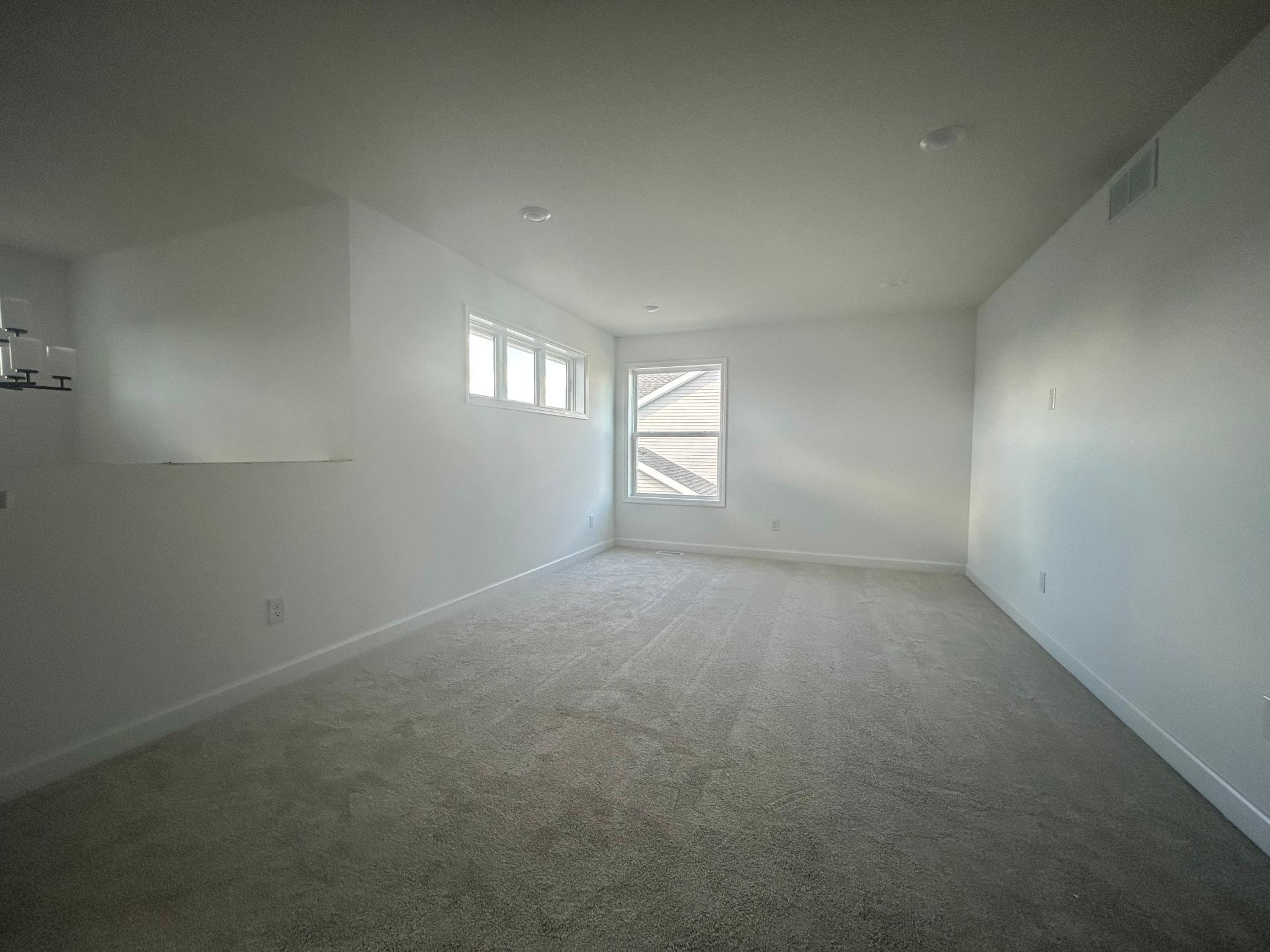 12398 Holden Way Property Photo 10
